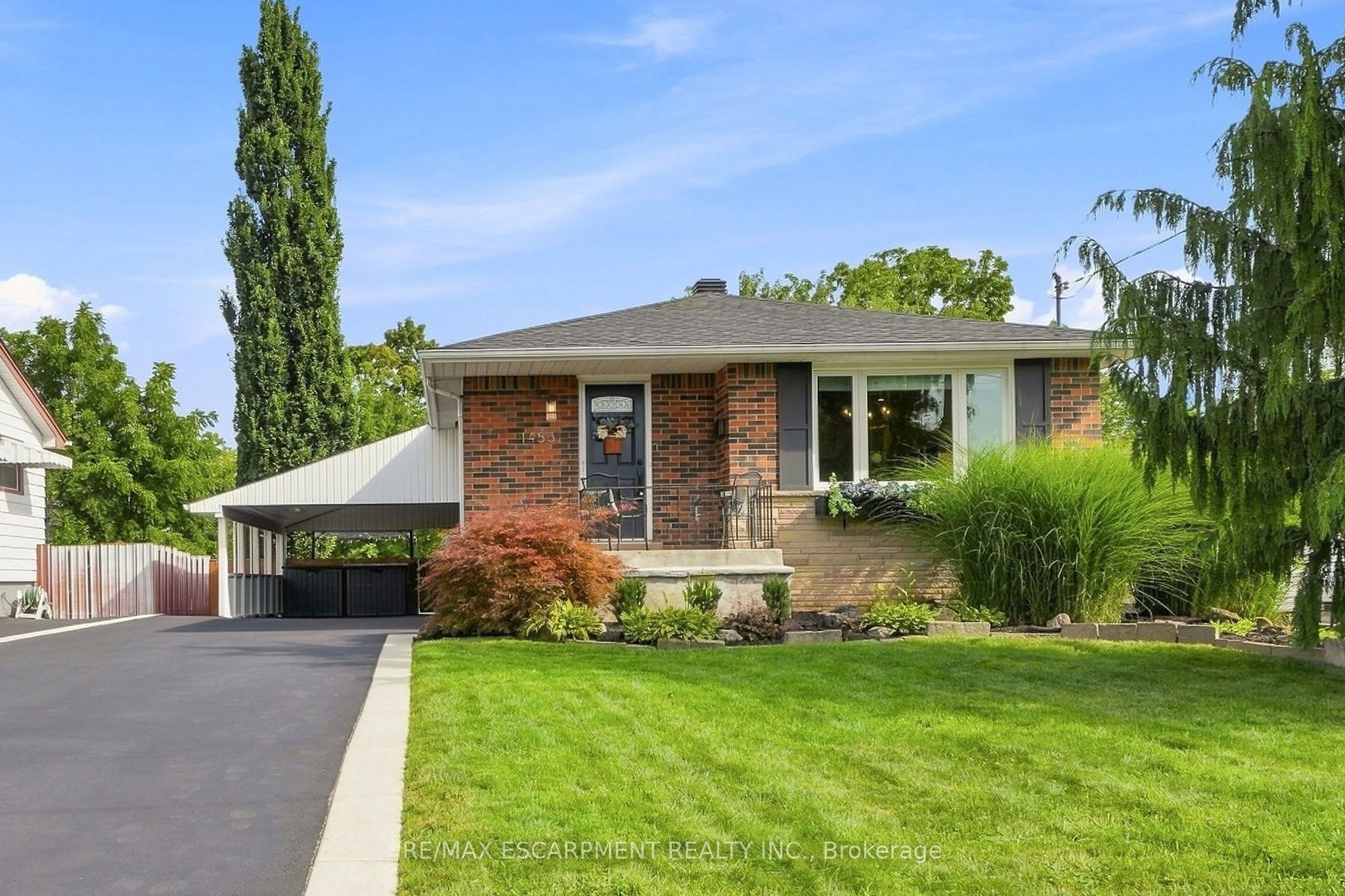 1453 Mountain Grove Avenue Property Photo 1