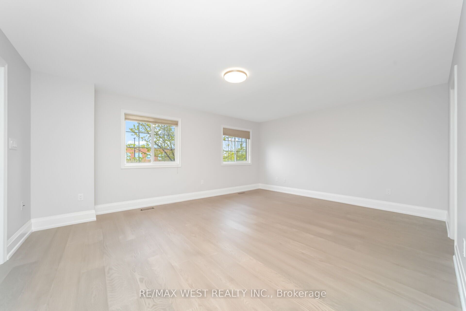 5843 Rainspring Drive Property Photo 23