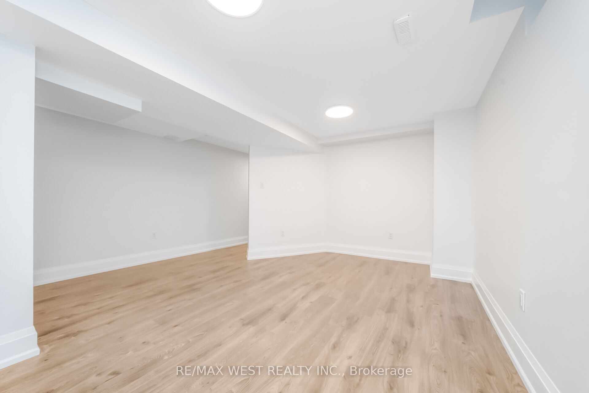 5843 Rainspring Drive Property Photo 43
