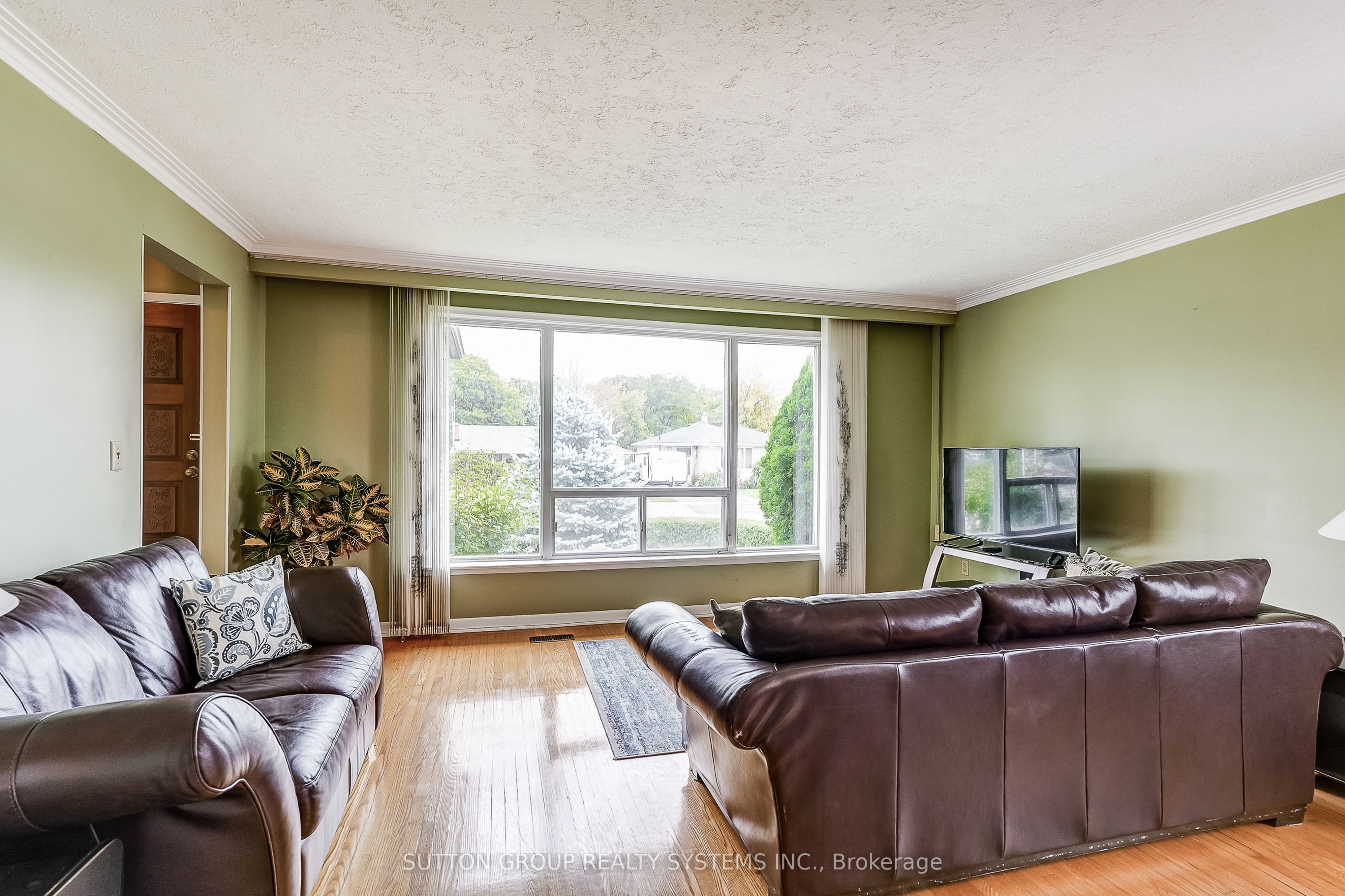 20 Taysham Crescent Property Photo 9