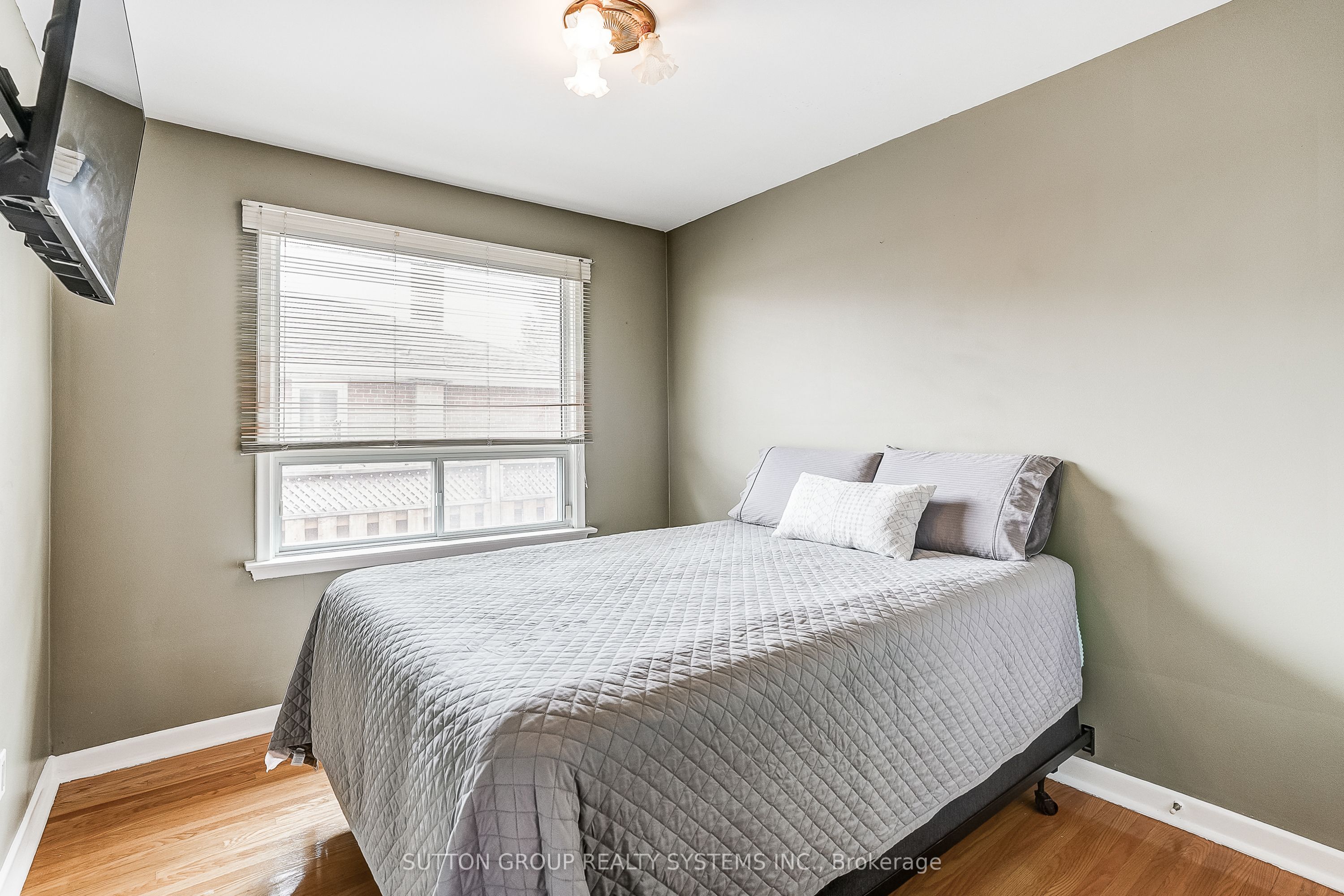20 Taysham Crescent Property Photo 14