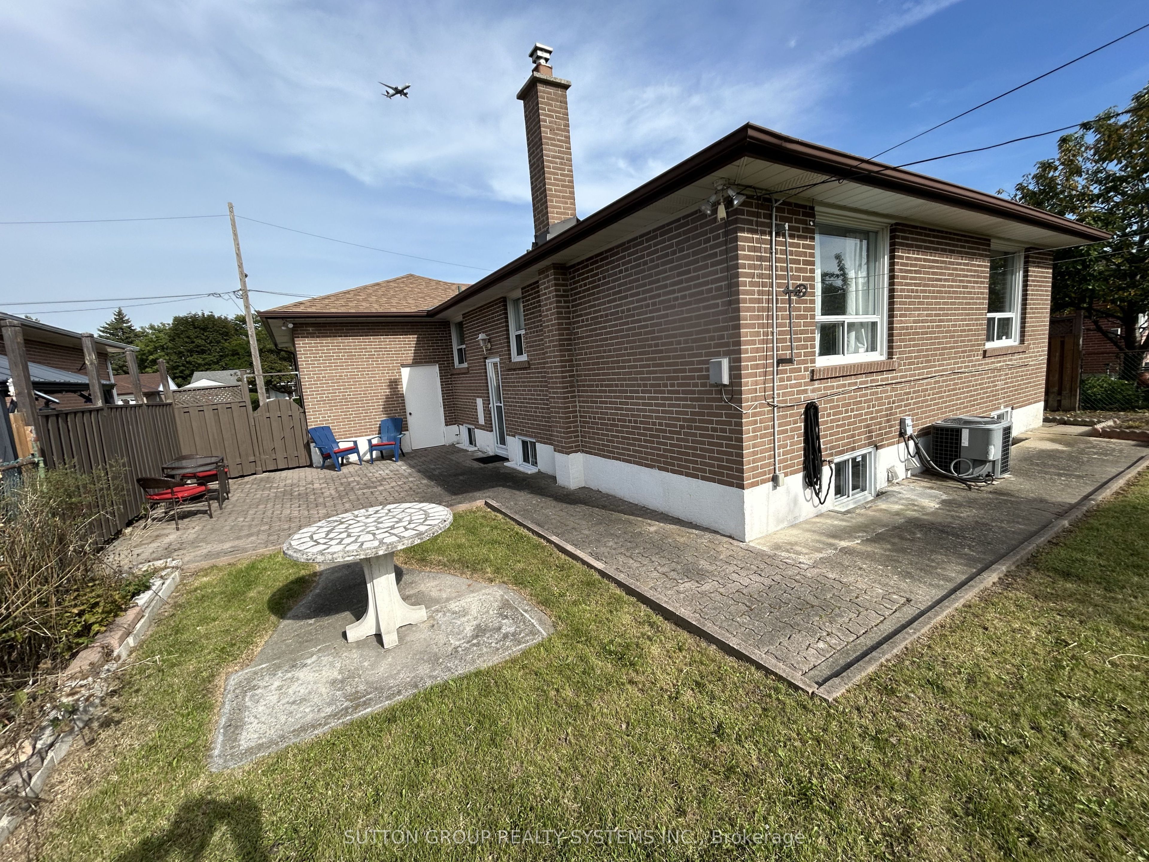 20 Taysham Crescent Property Photo 24