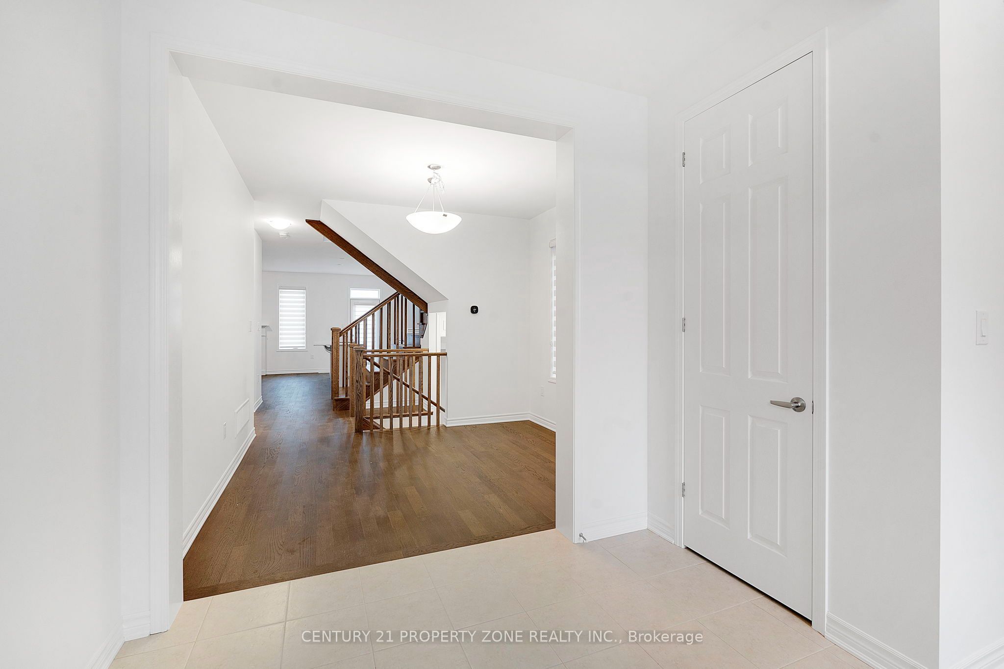 1518 Zilio Terrace Property Photo 4