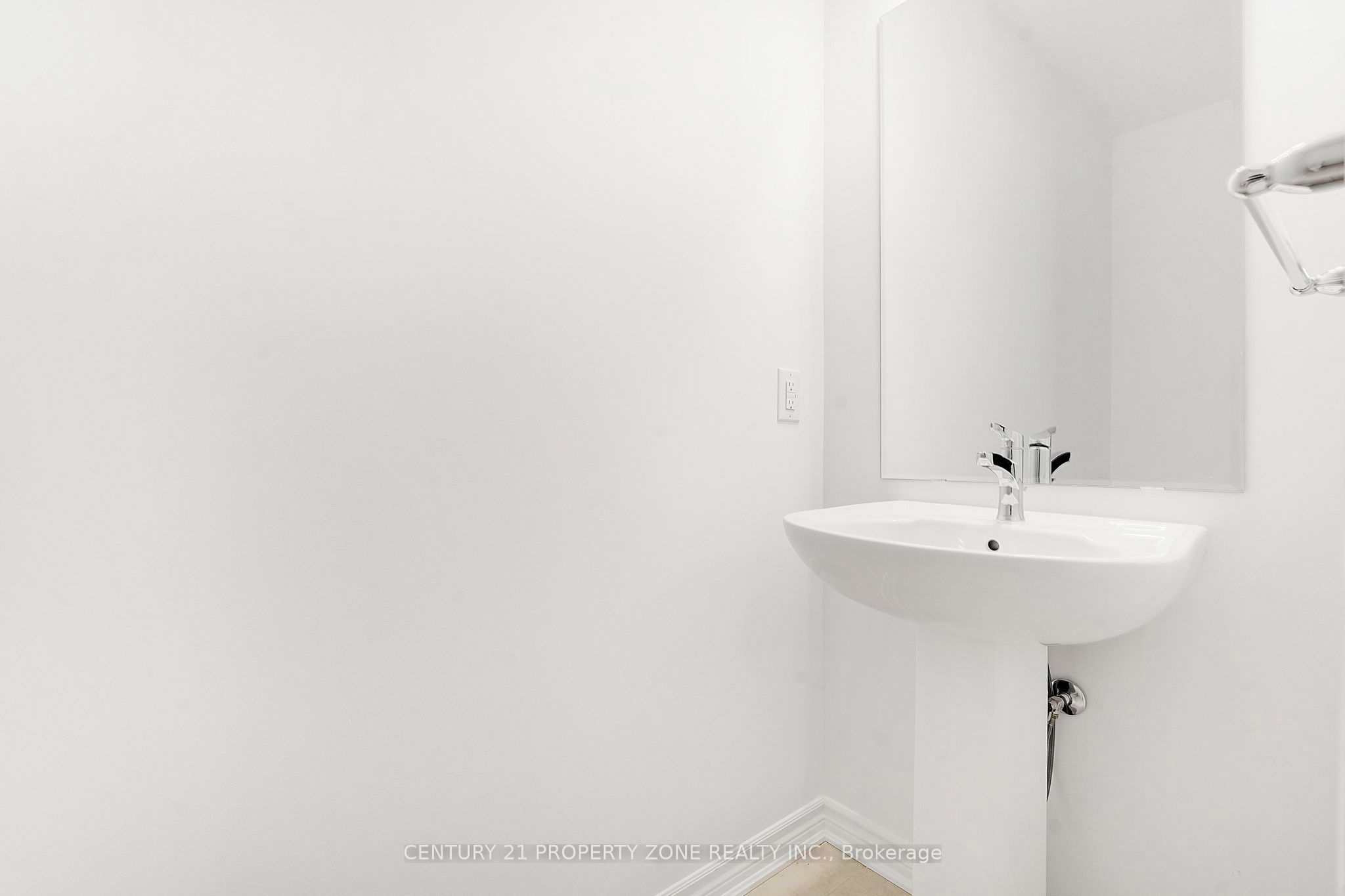 1518 Zilio Terrace Property Photo 12
