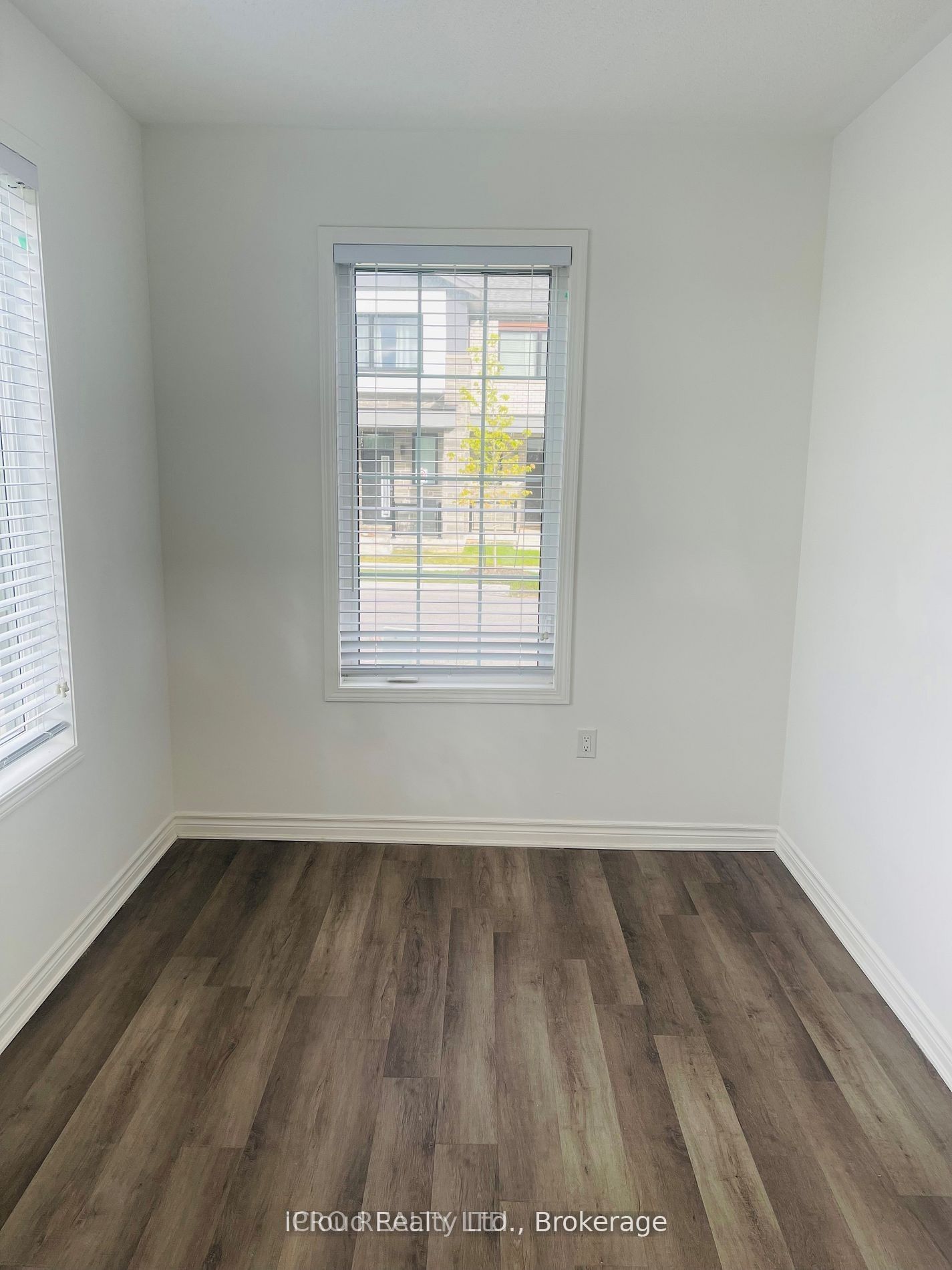 1853 Thames Circle Property Photo 9