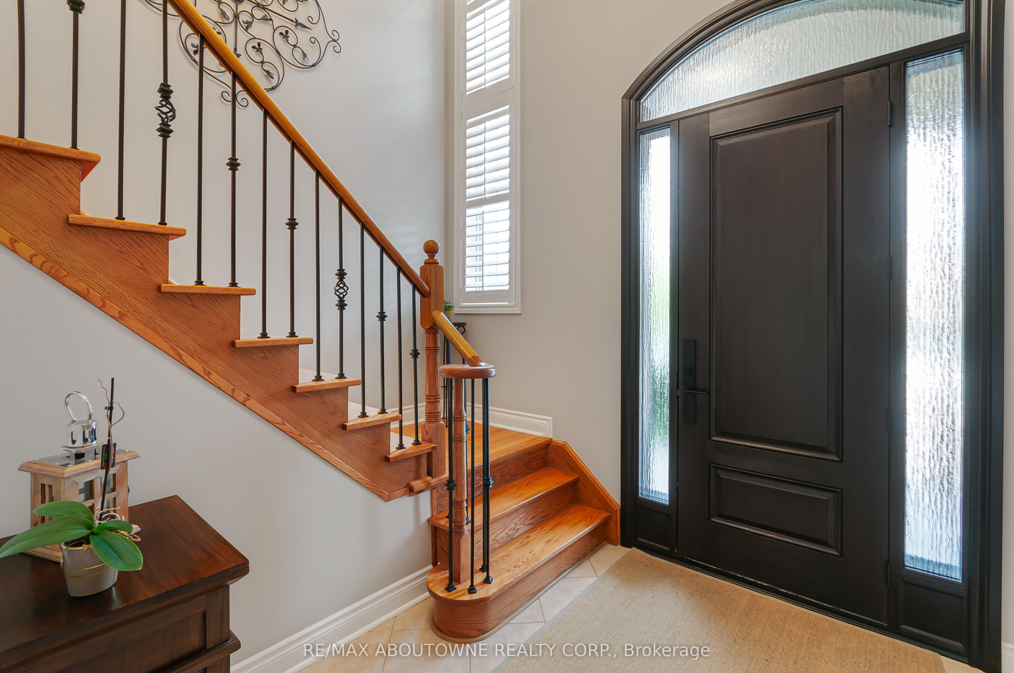 817 Brass Winds Place Property Photo 6
