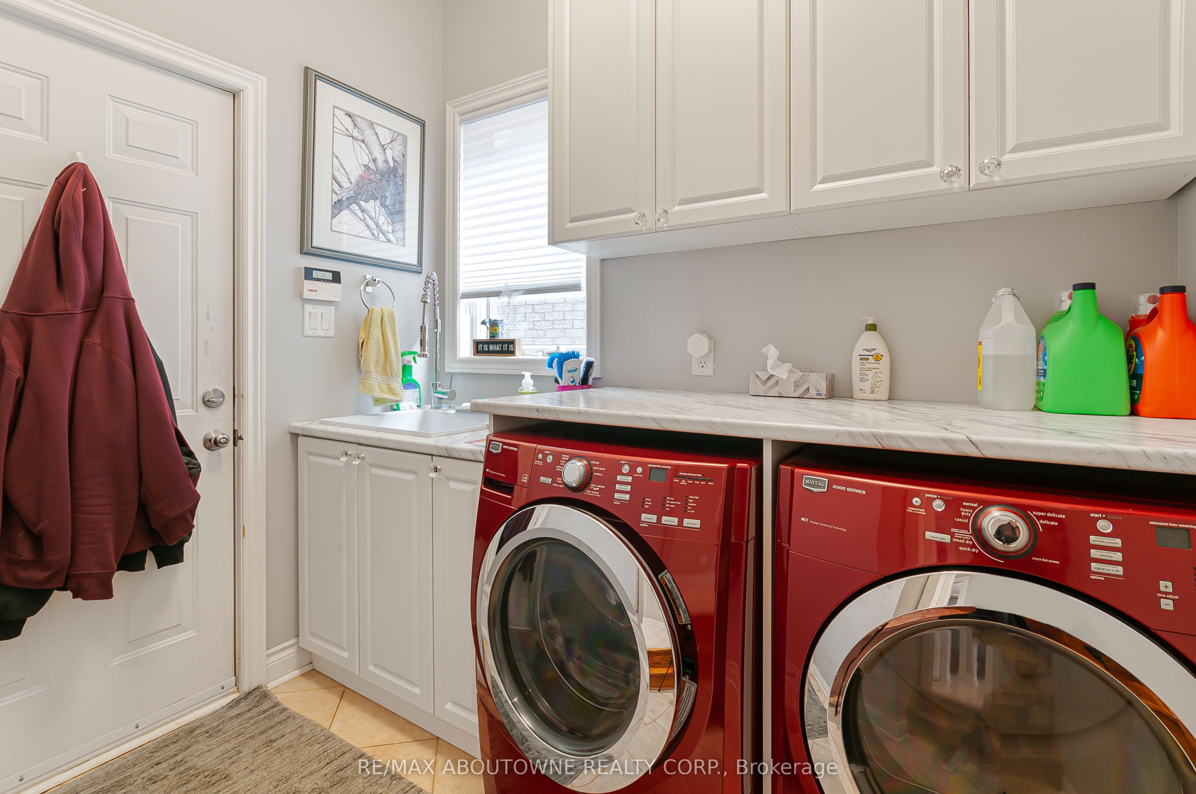 817 Brass Winds Place Property Photo 39