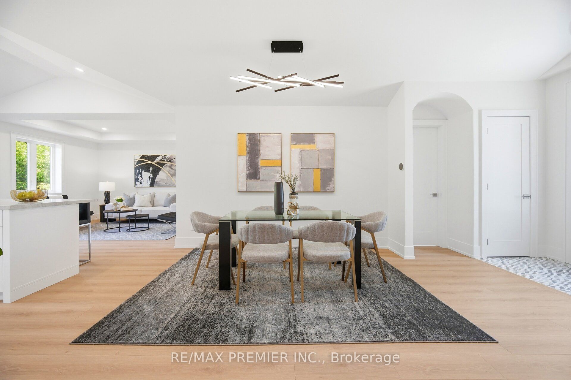 62 Flamborough Drive Main Property Photo 11