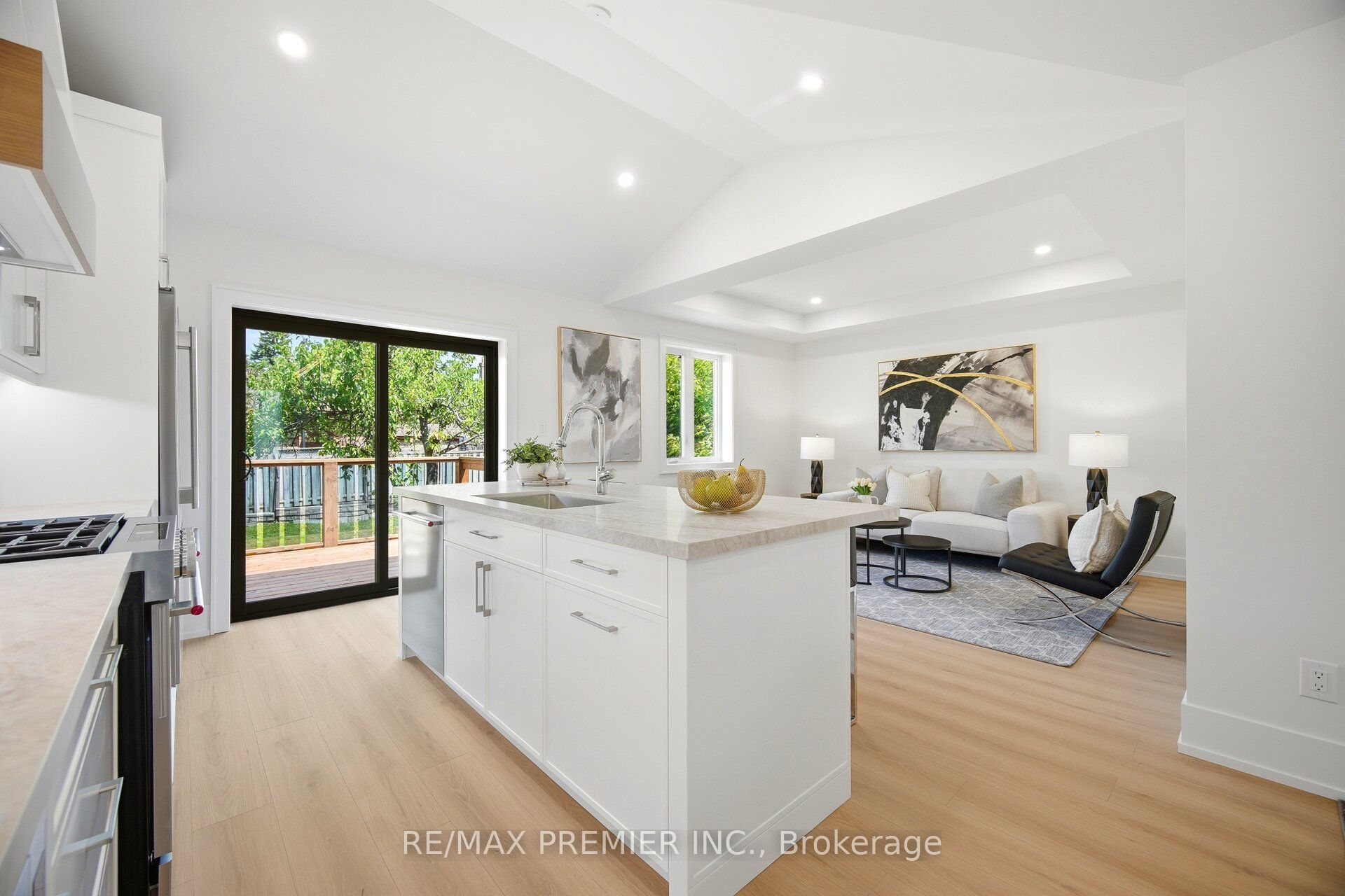 62 Flamborough Drive Main Property Photo 16