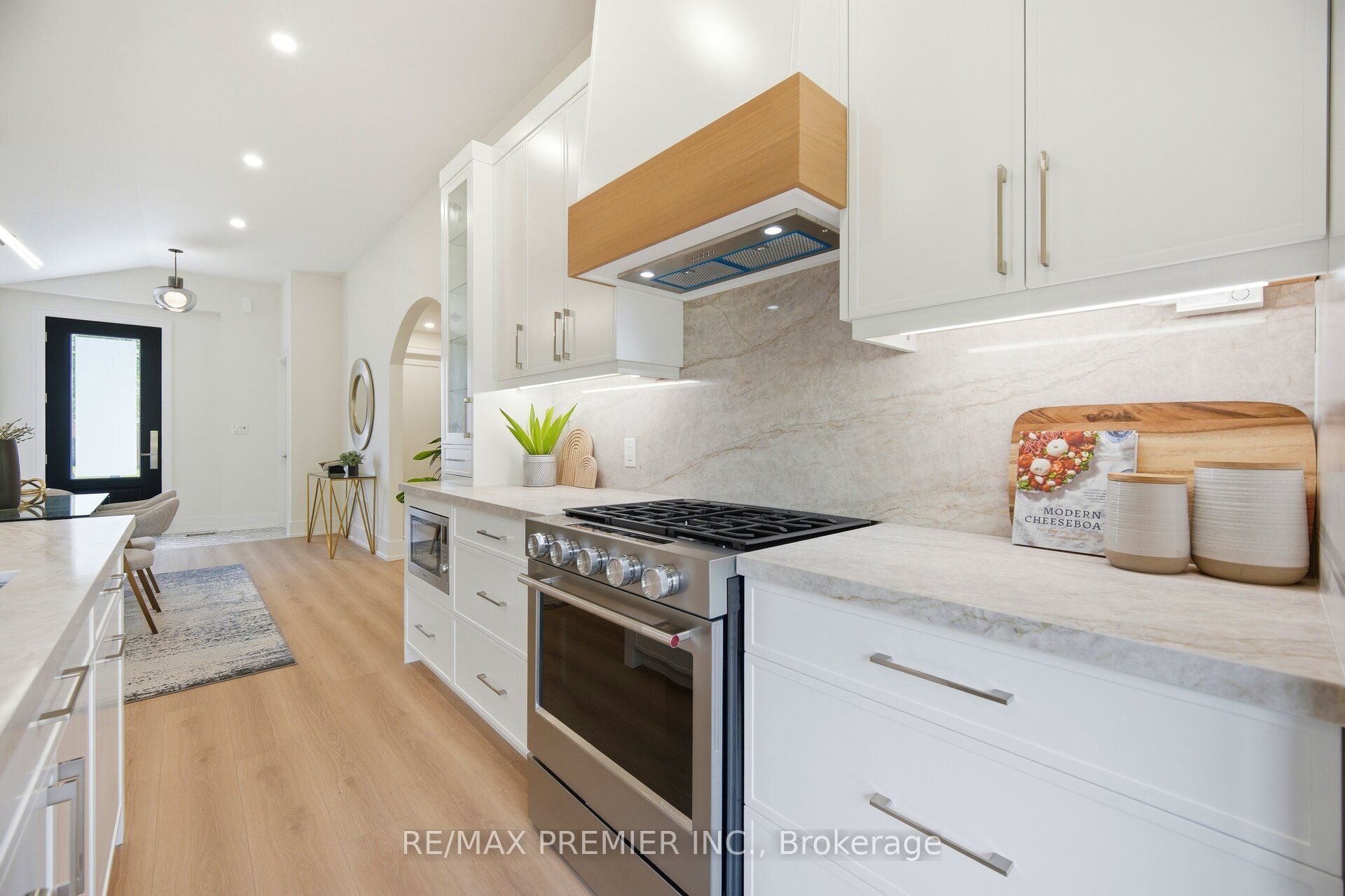 62 Flamborough Drive Main Property Photo 17