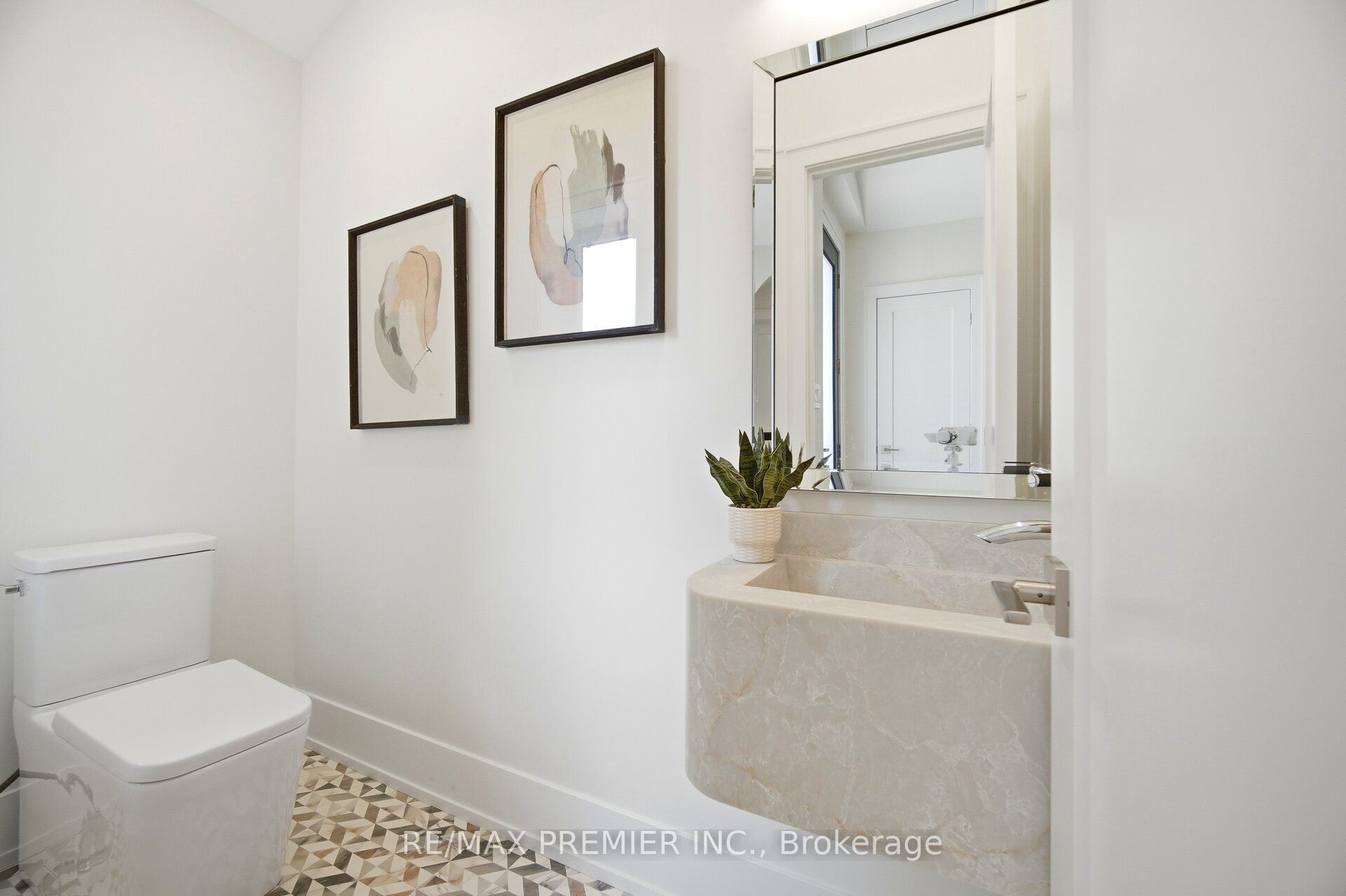 62 Flamborough Drive Main Property Photo 23