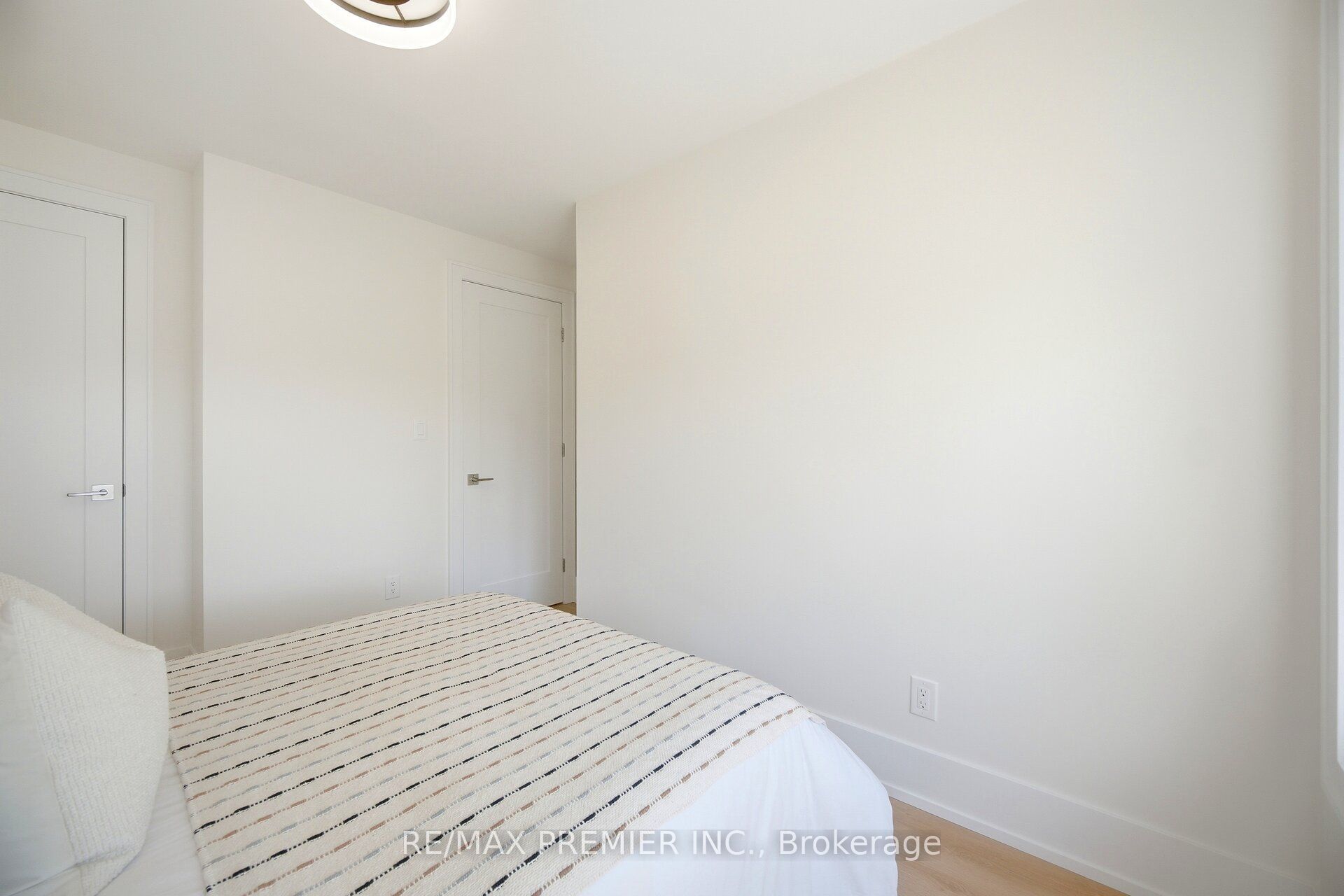 62 Flamborough Drive Main Property Photo 32