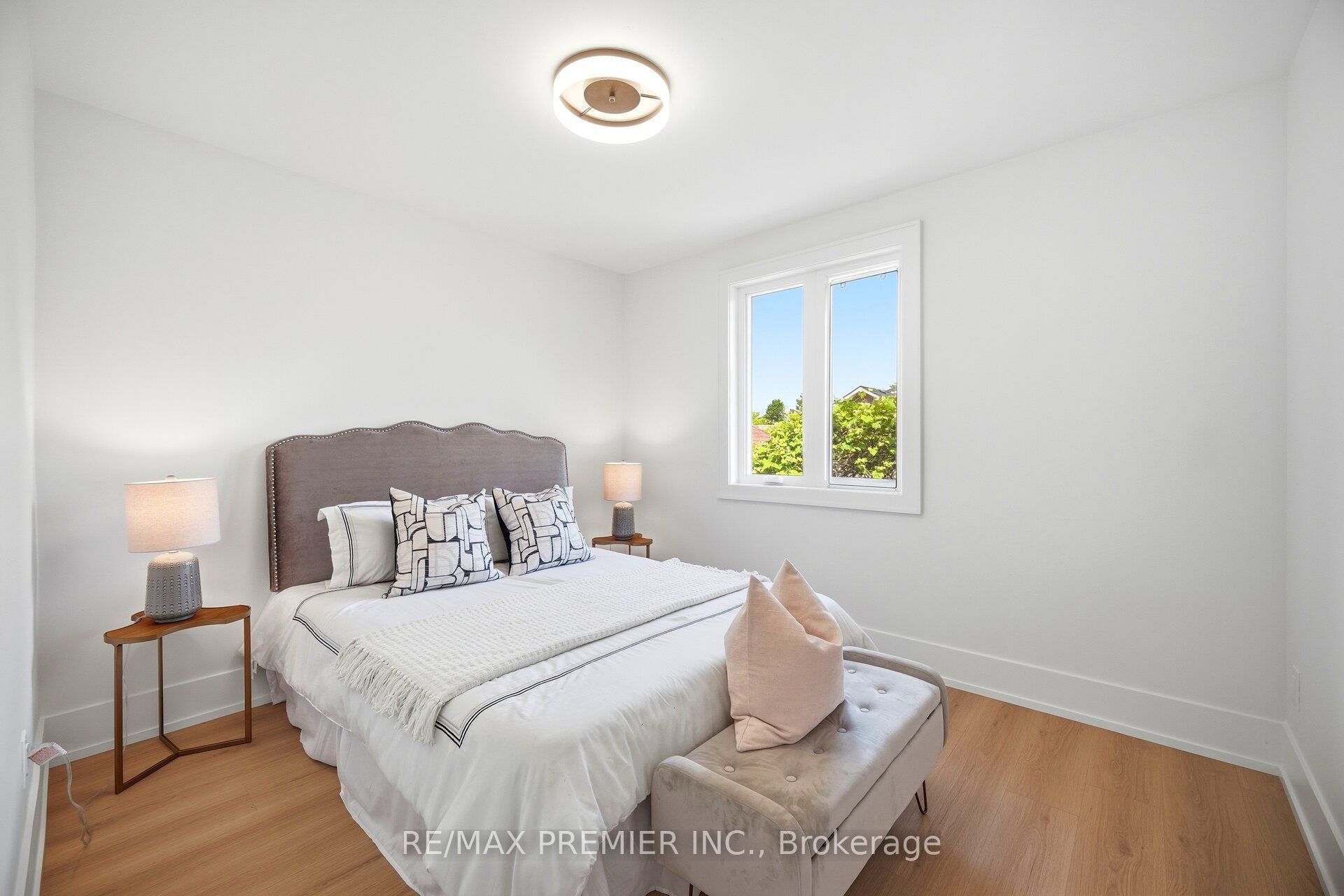 62 Flamborough Drive Main Property Photo 33