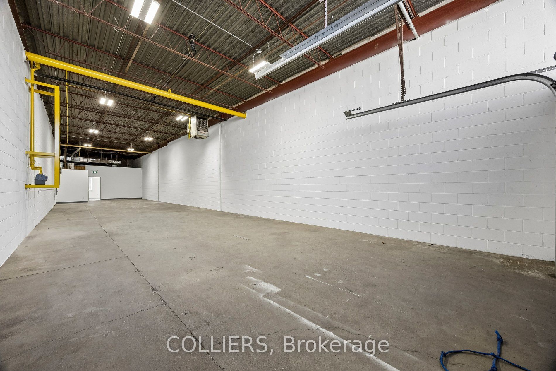 1179 Finch Avenue W 2 Property Photo 3