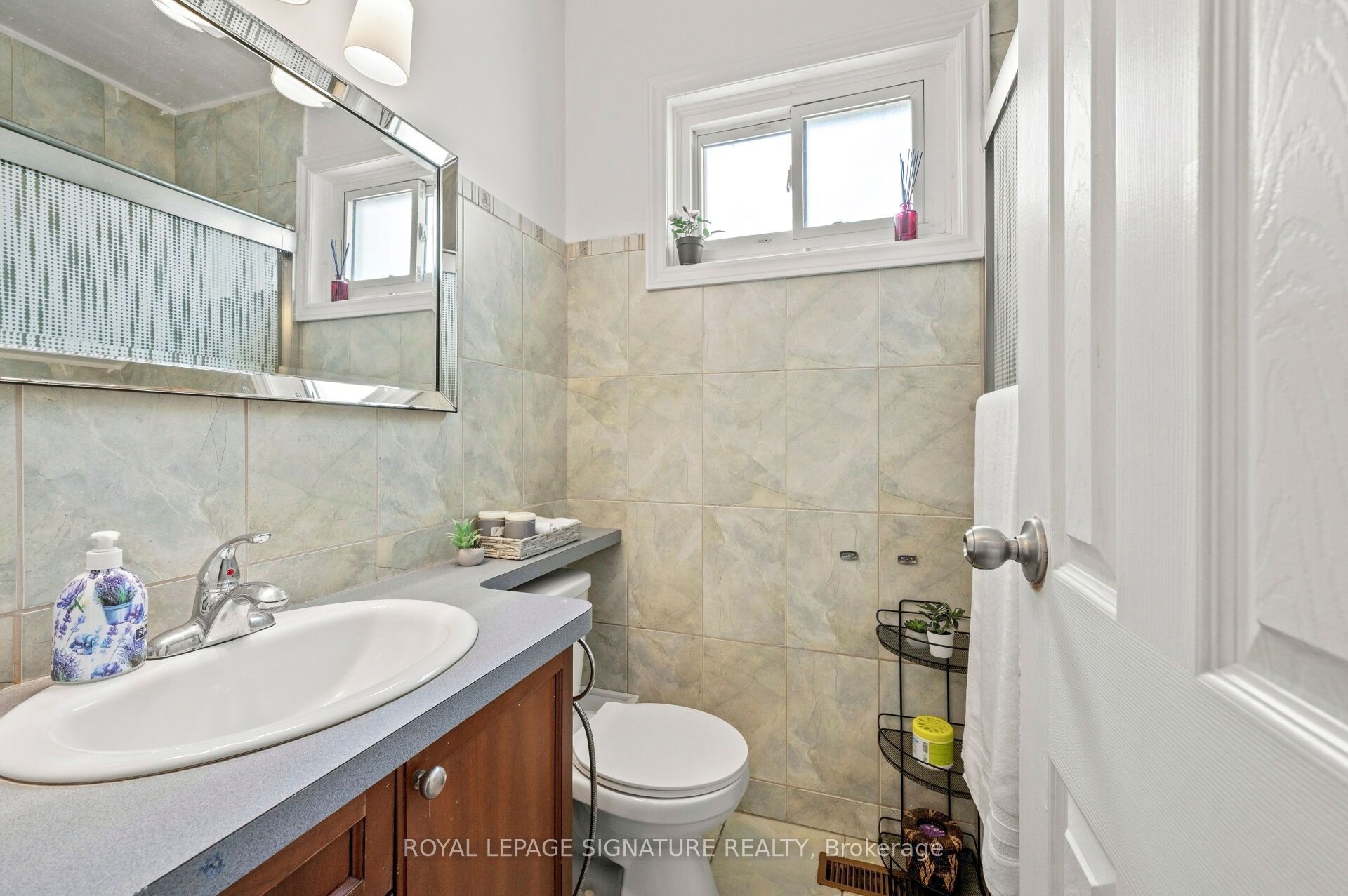 1221 Dundix Road 132 Property Photo 34