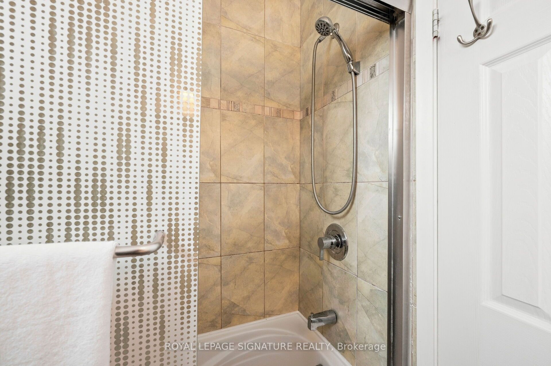 1221 Dundix Road 132 Property Photo 37
