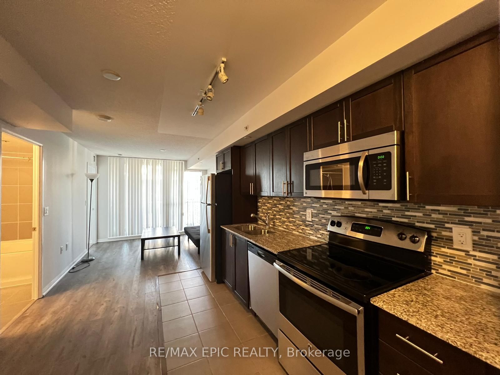 830 Lawrence Avenue W 1203 Property Photo 10