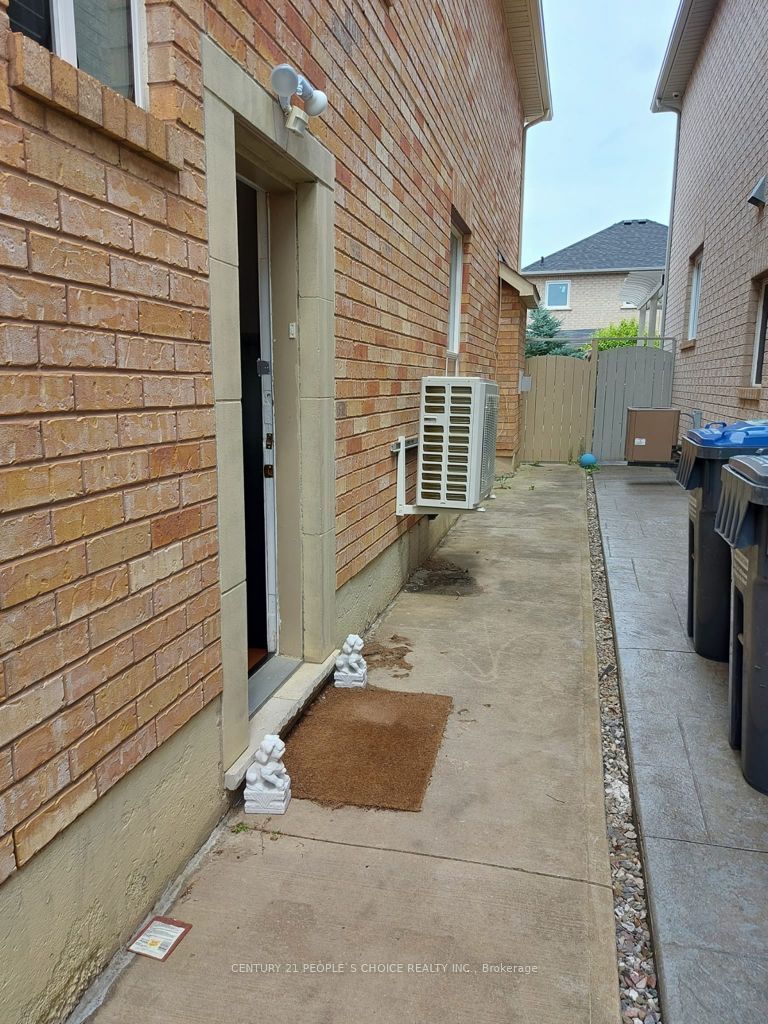 57 Fallstar Crescent Bsmnt Property Photo 1