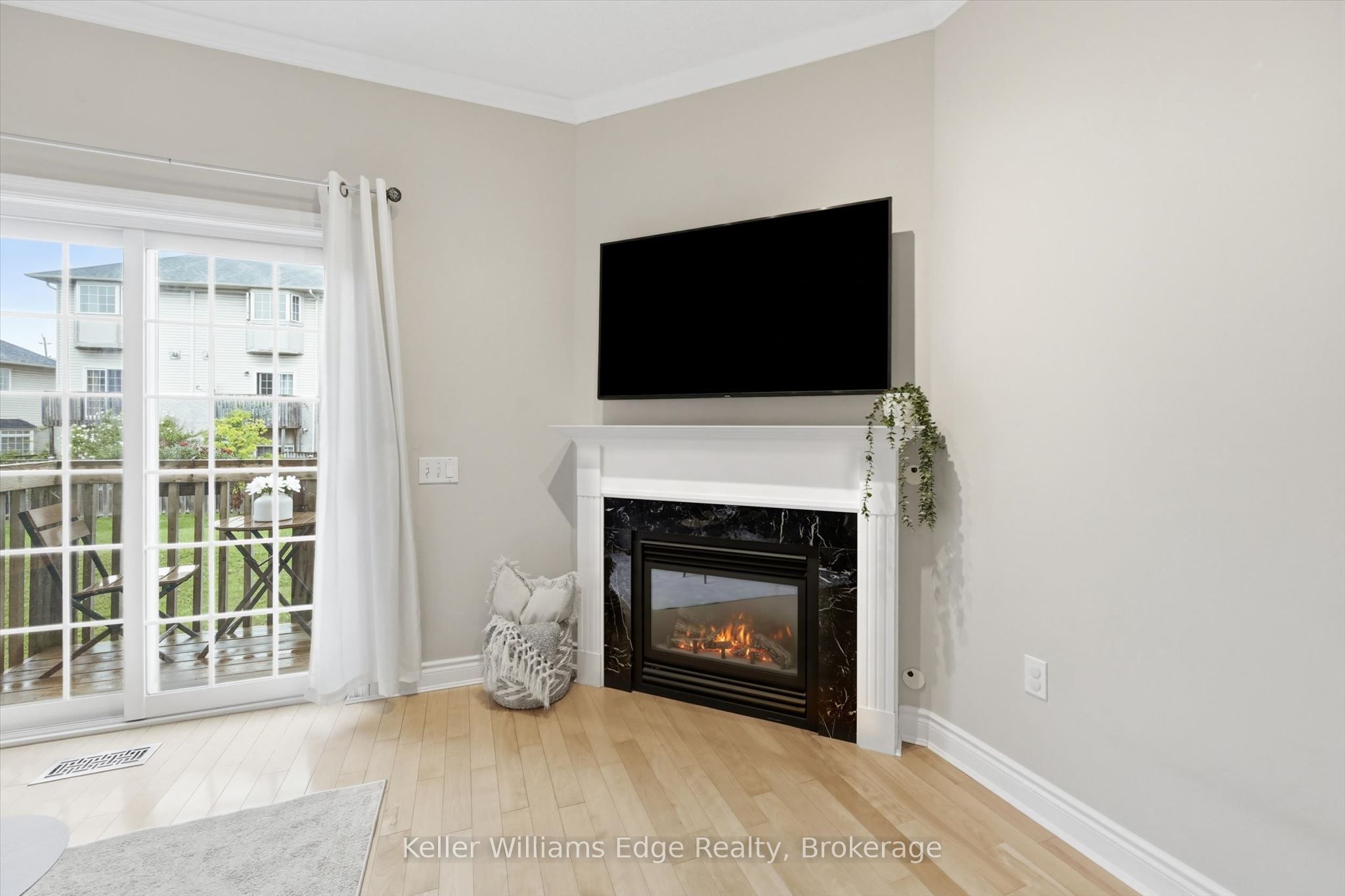 5080 Fairview Street 29 Property Photo 18
