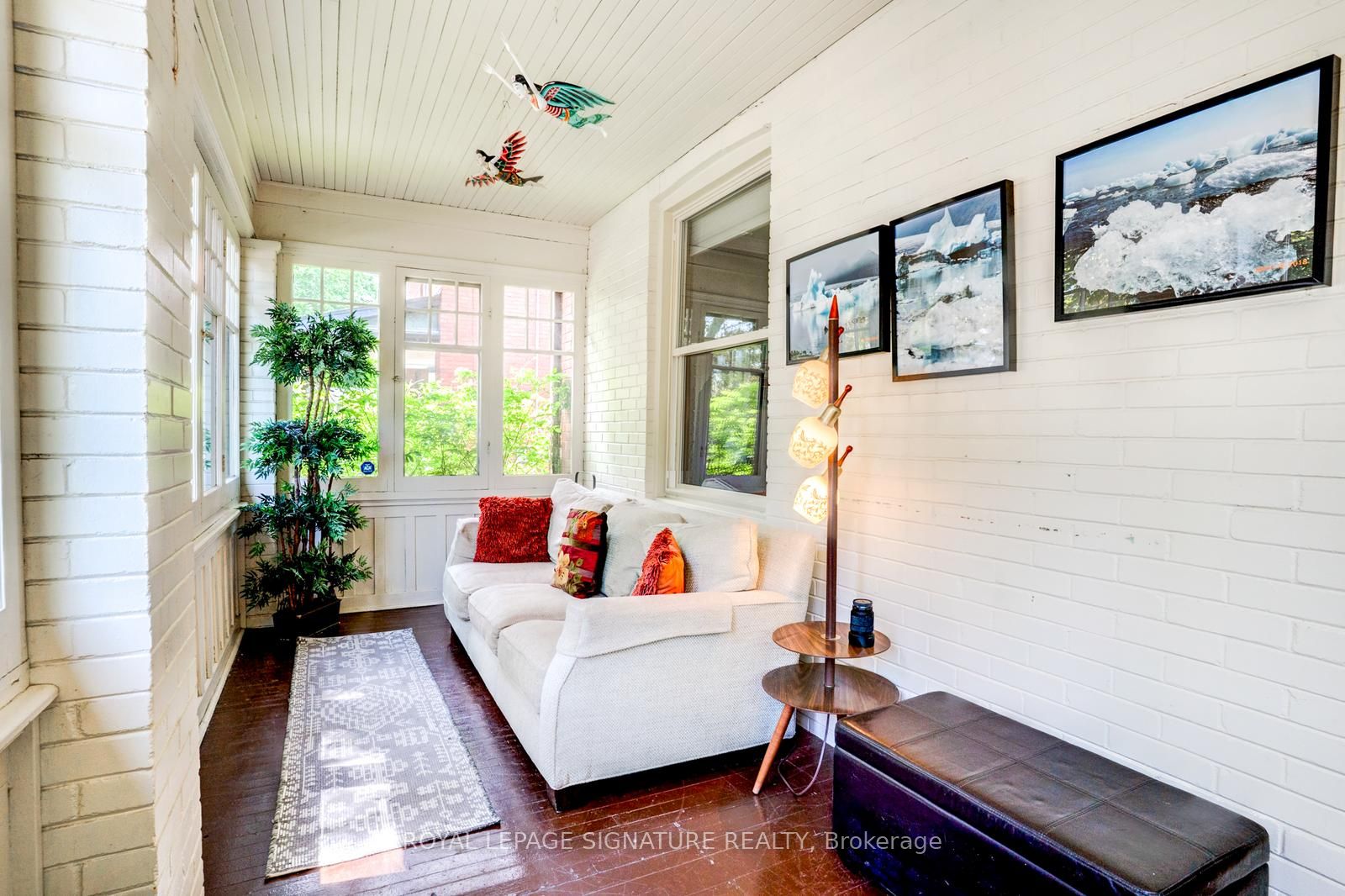 50 Rosedale Avenue W Property Photo 4