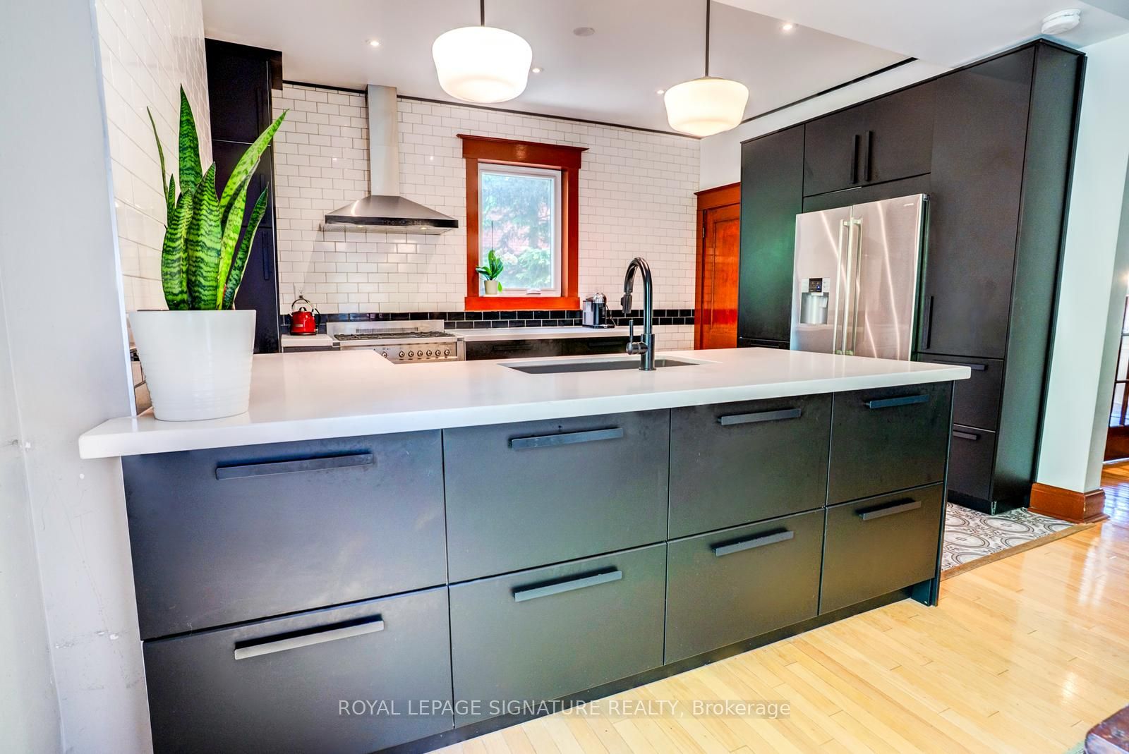 50 Rosedale Avenue W Property Photo 11