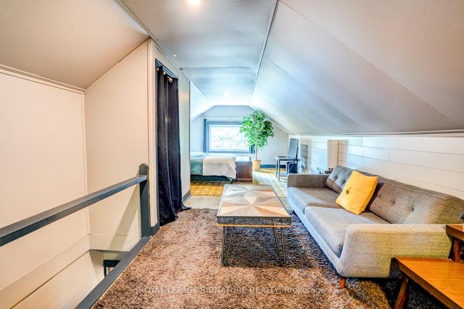 50 Rosedale Avenue W Property Photo 24