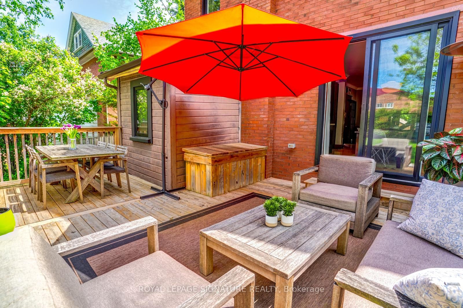 50 Rosedale Avenue W Property Photo 31