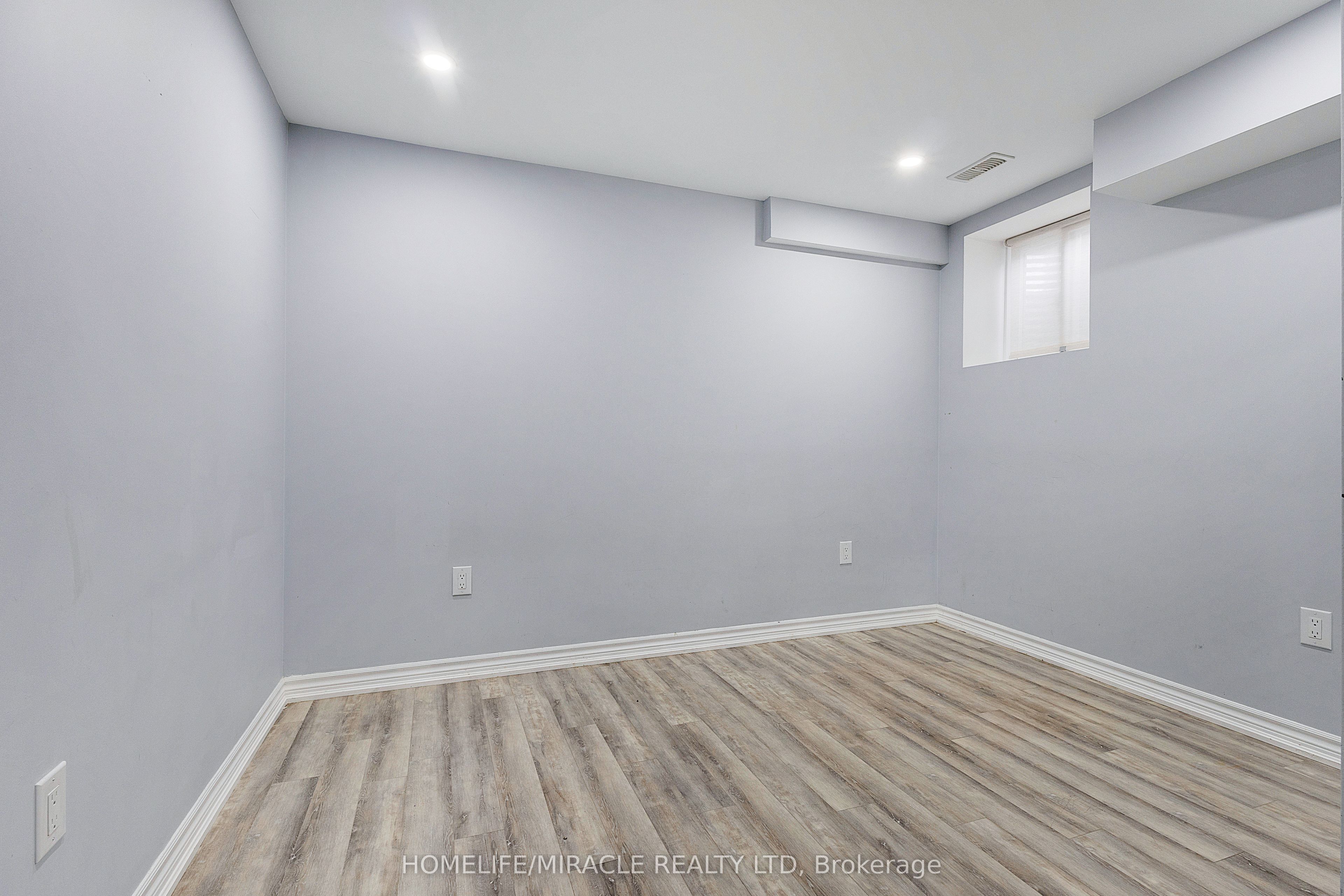 106 Dolobram Trail Bsmt Property Photo 11