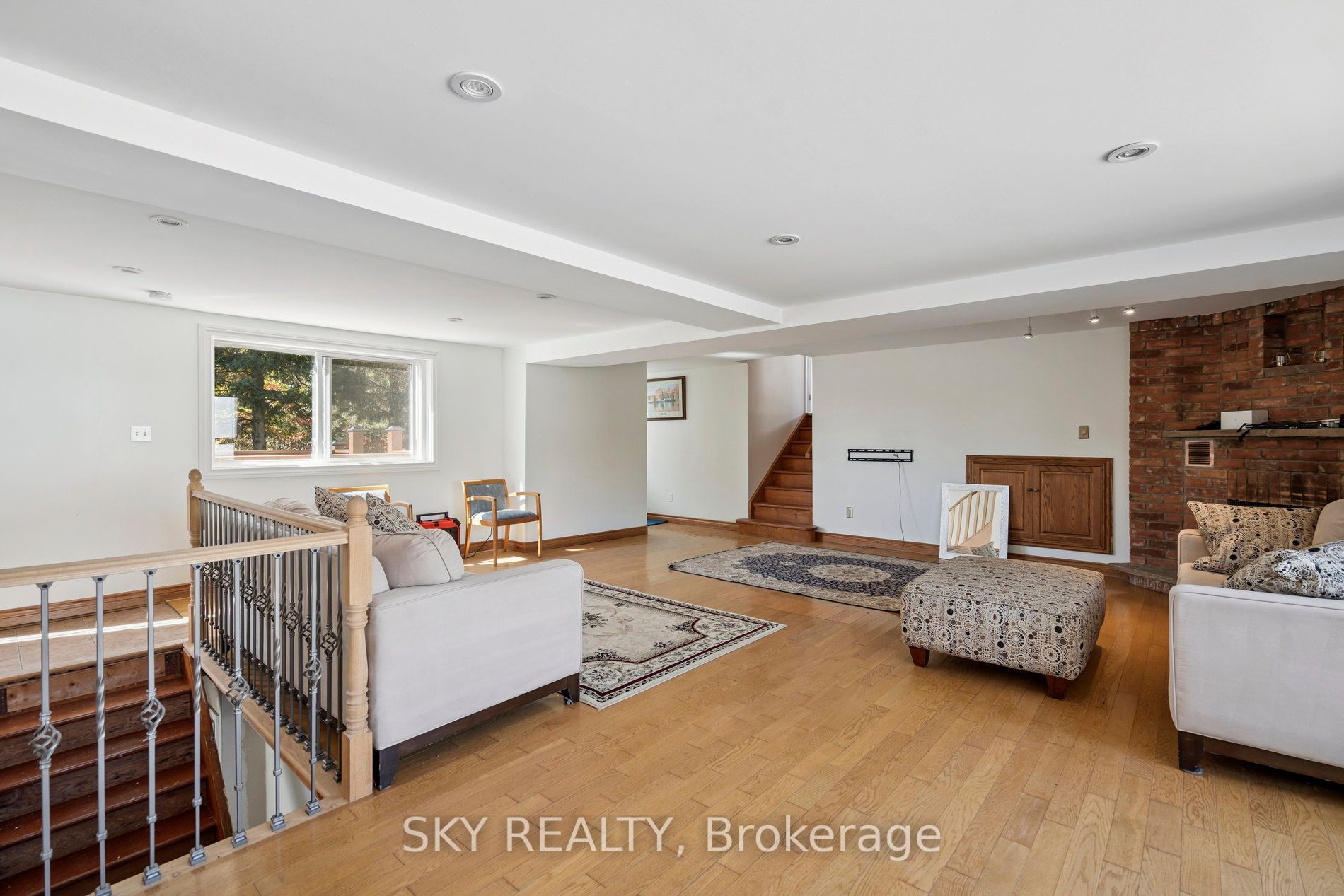 12475 5th Line Property Photo 7
