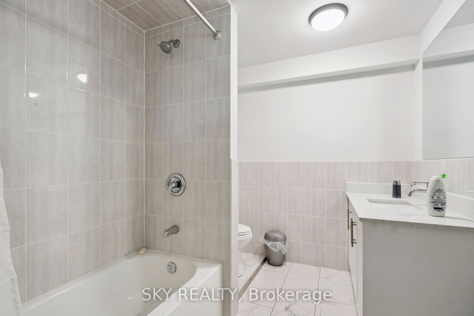 12475 5th Line Property Photo 26