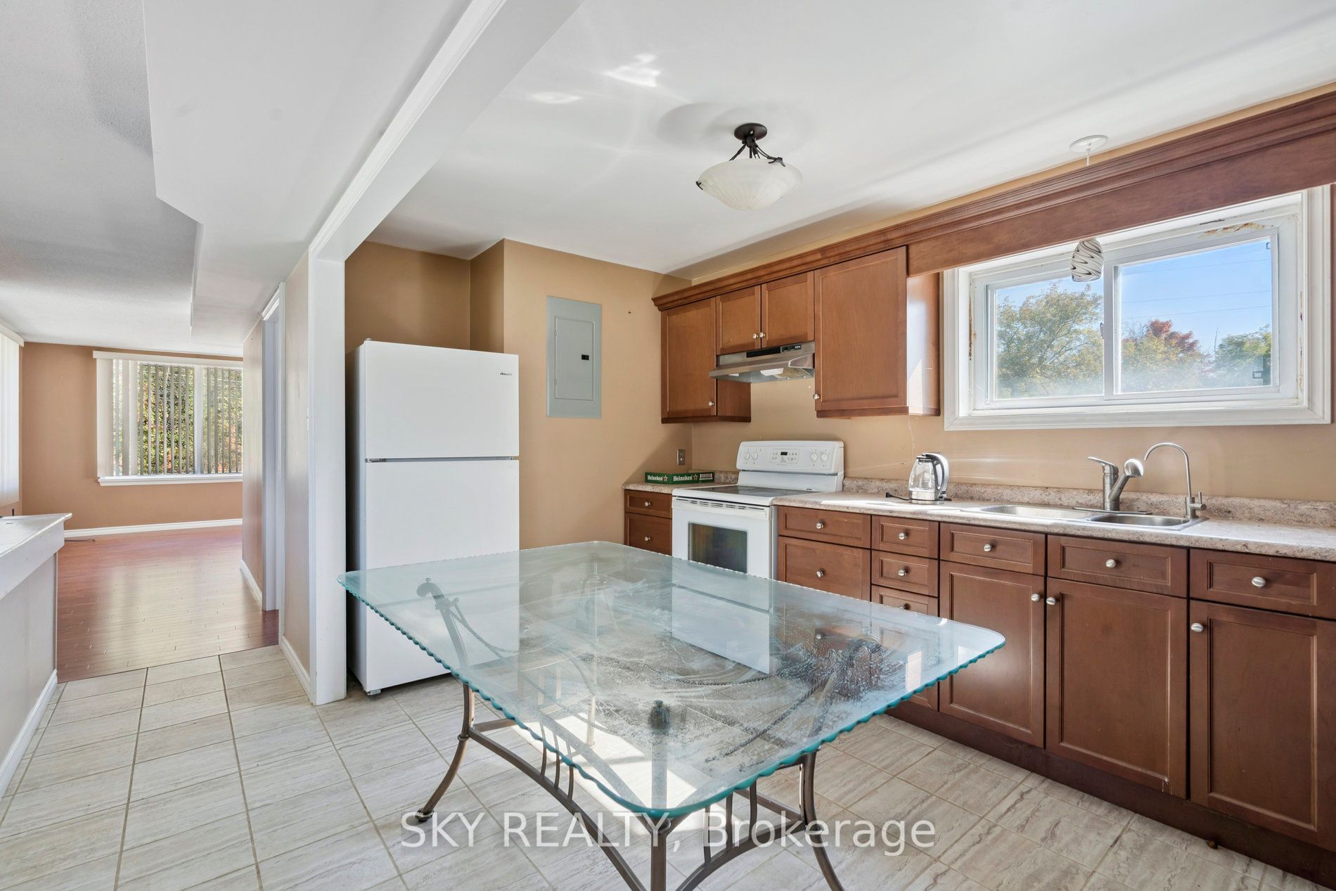 12475 5th Line Property Photo 27