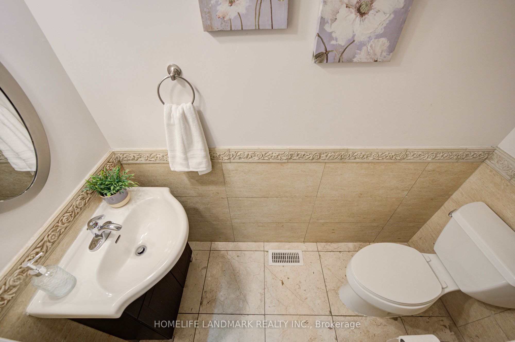 4478 Centretown Way Property Photo 9