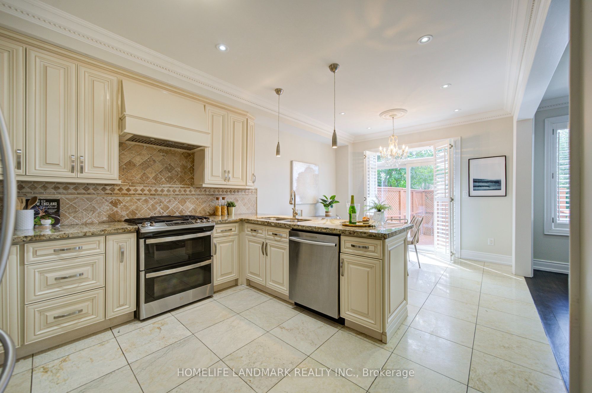 4478 Centretown Way Property Photo 10