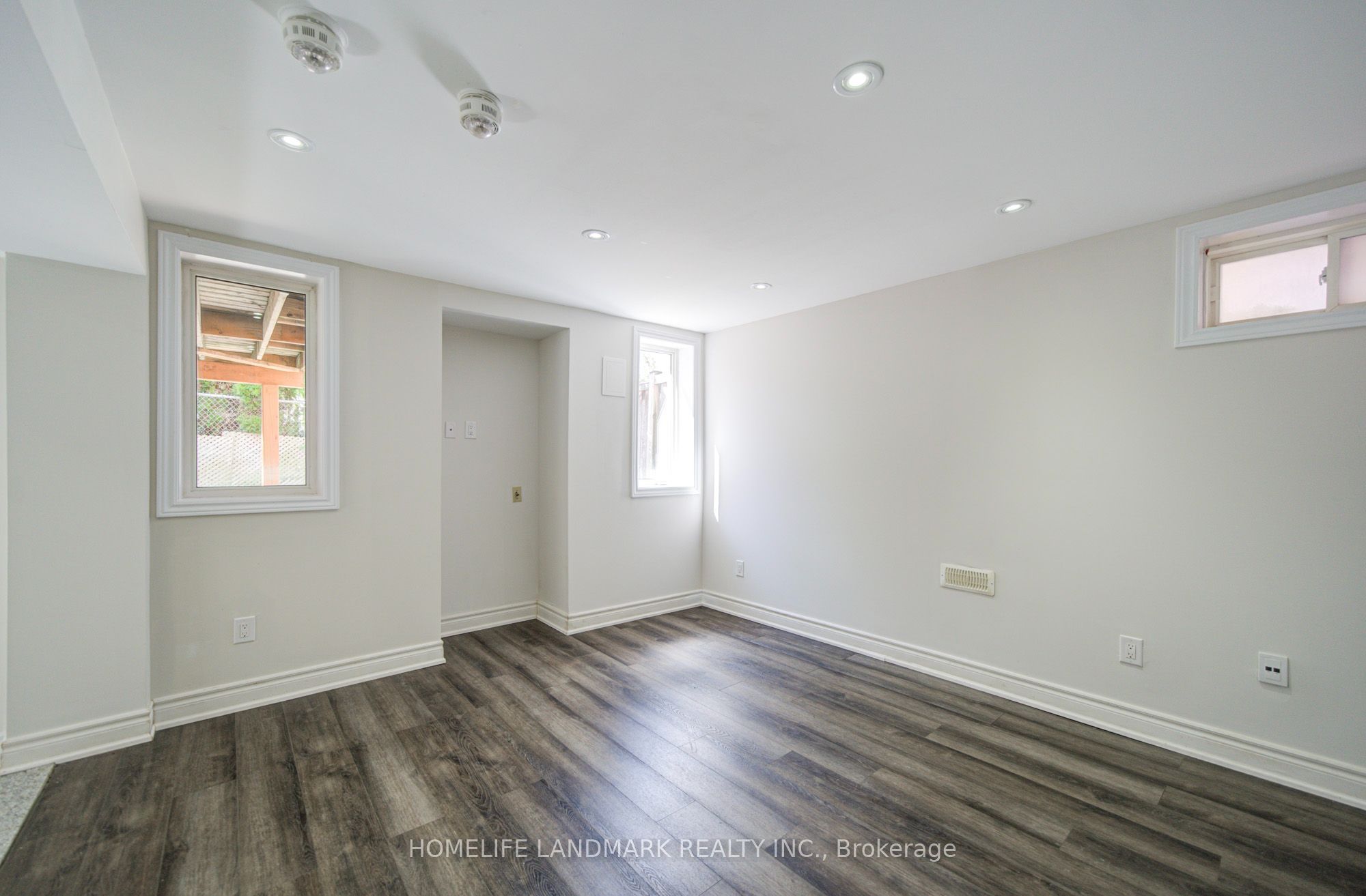 4478 Centretown Way Property Photo 45