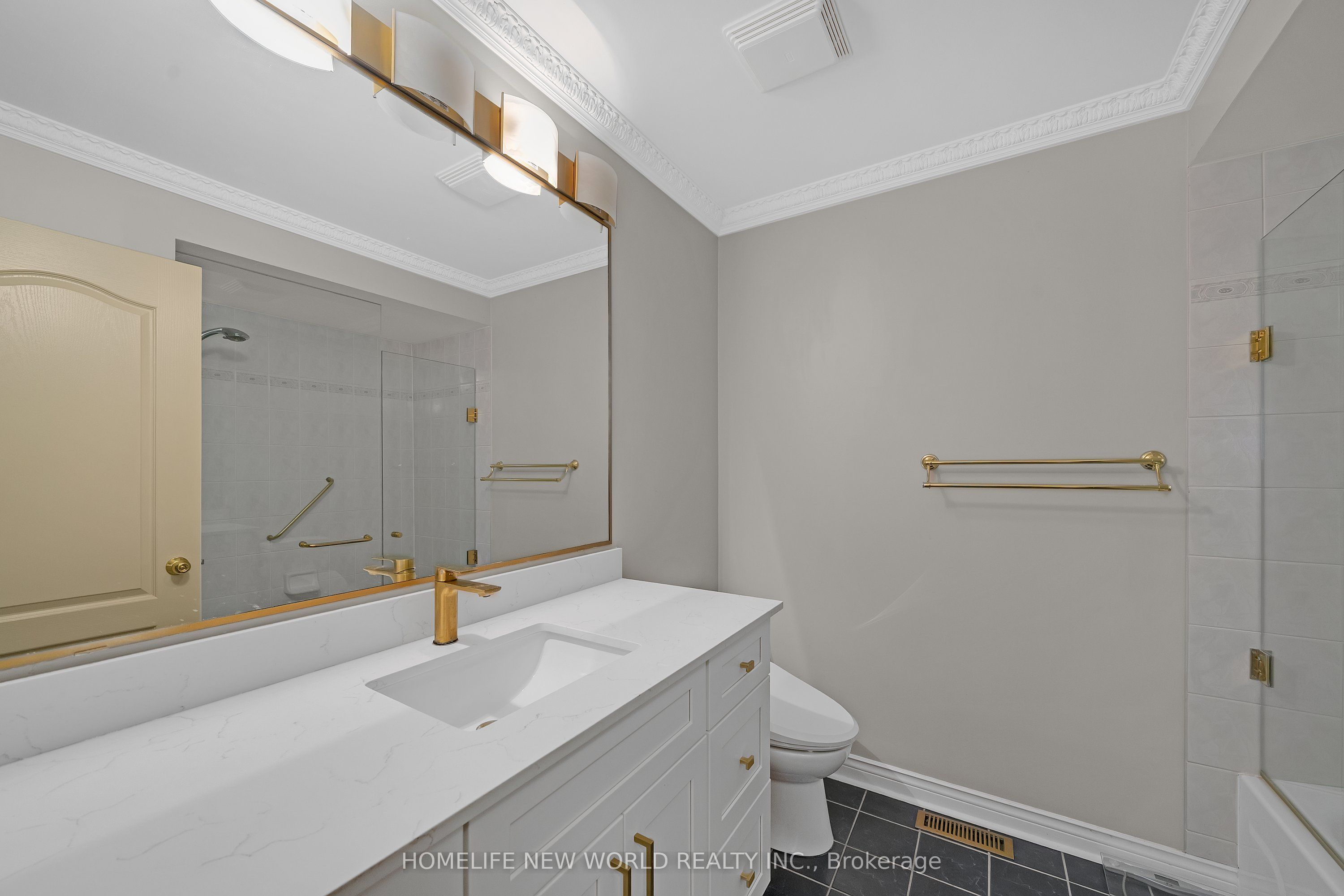 2326 Yorktown Circle Property Photo 35