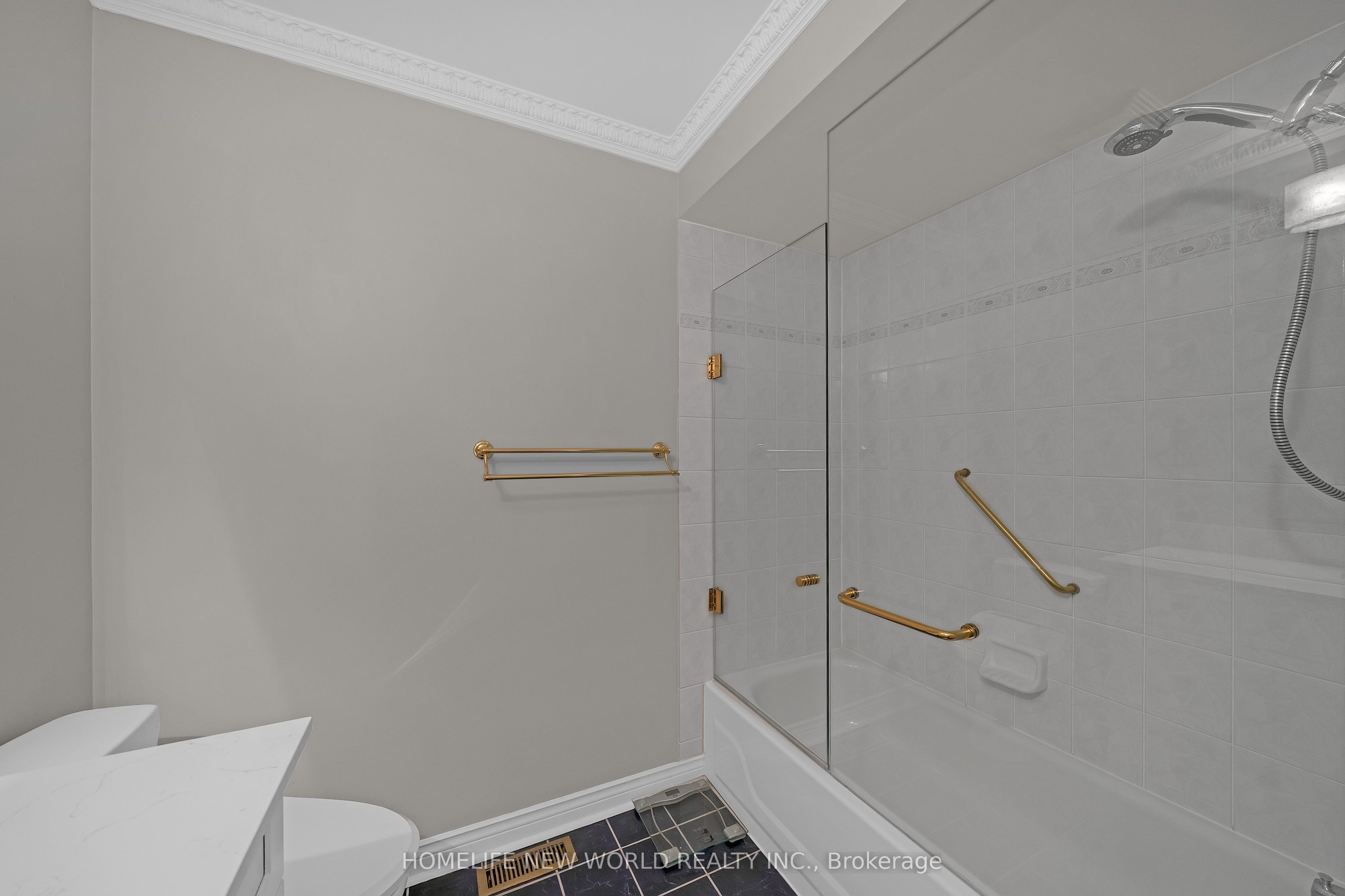 2326 Yorktown Circle Property Photo 36