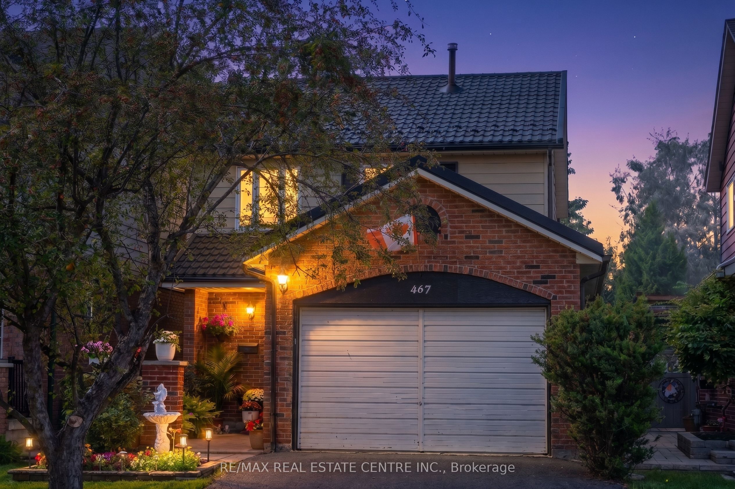 467 Hansen Road N Property Photo 33