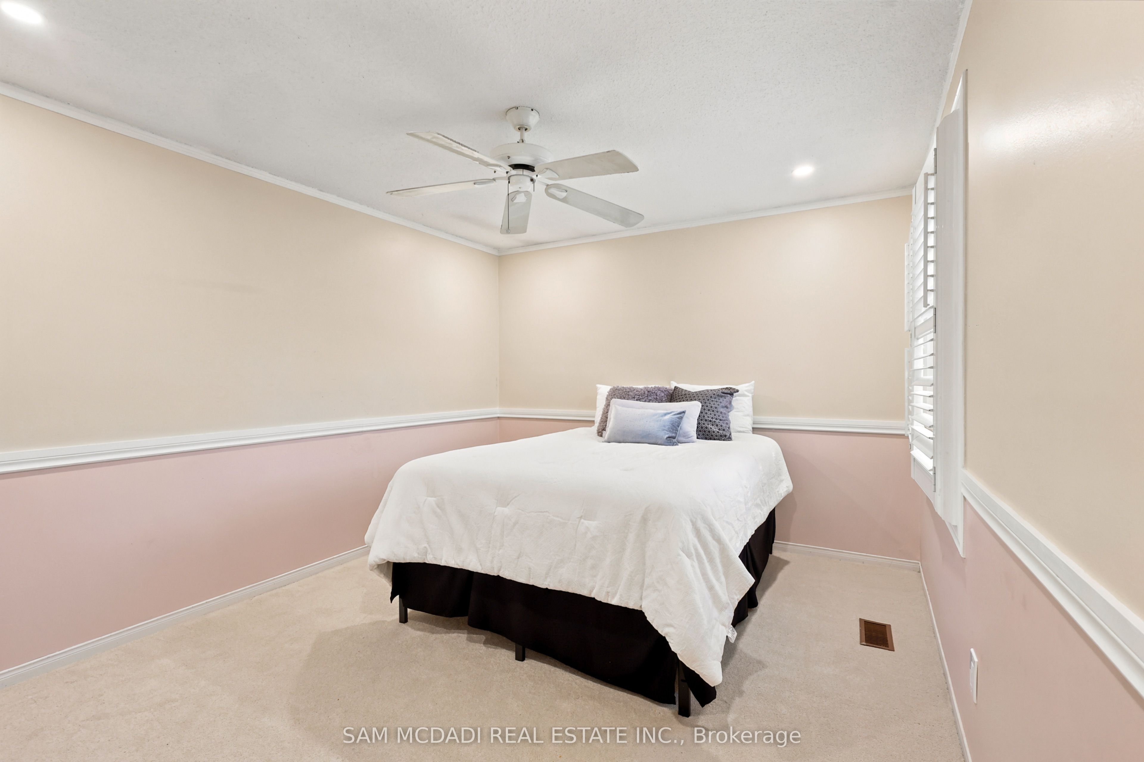 1725 The Chase 20 Property Photo 26