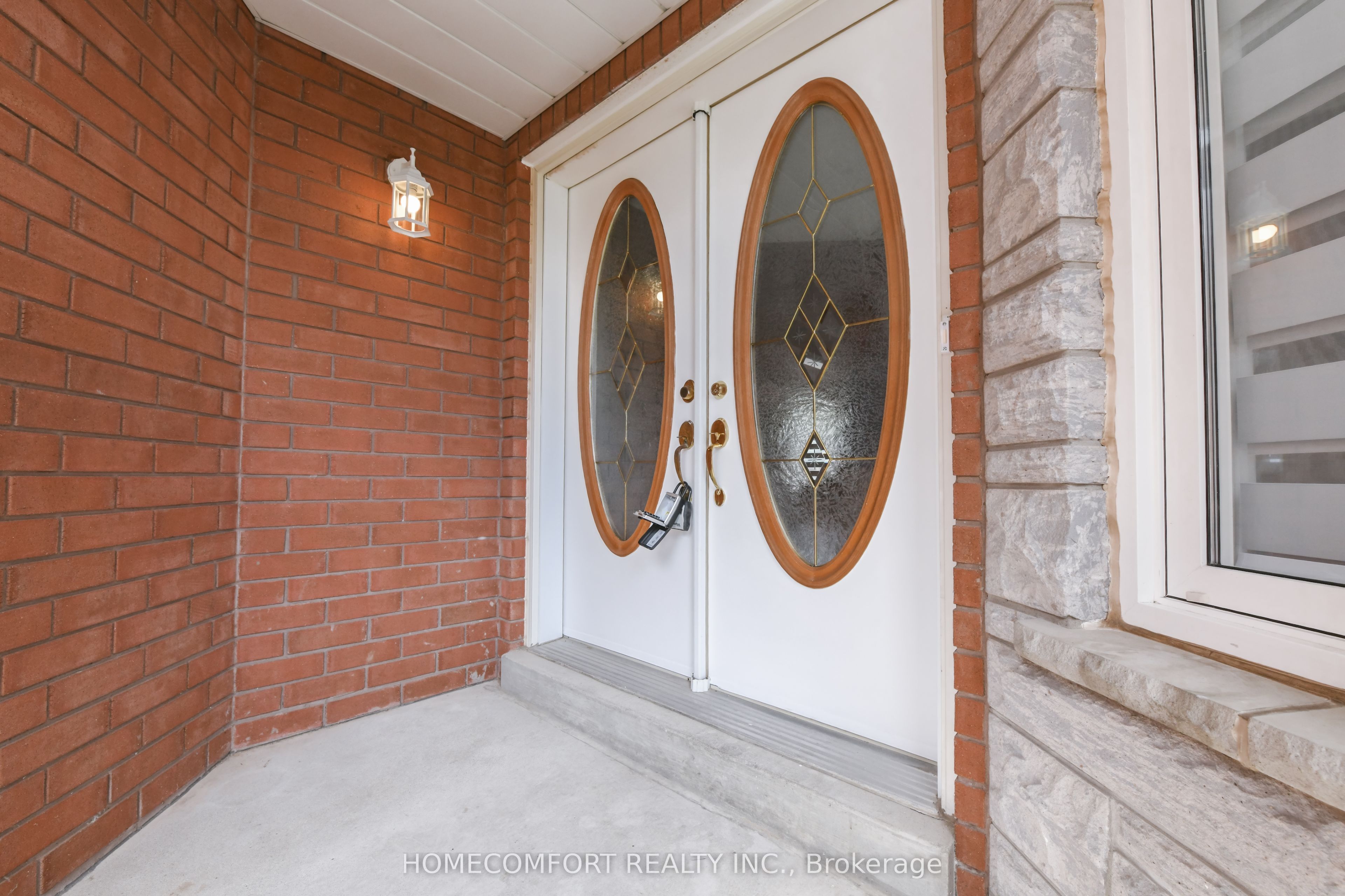 3557 Old Orchard Park Drive Property Photo 3