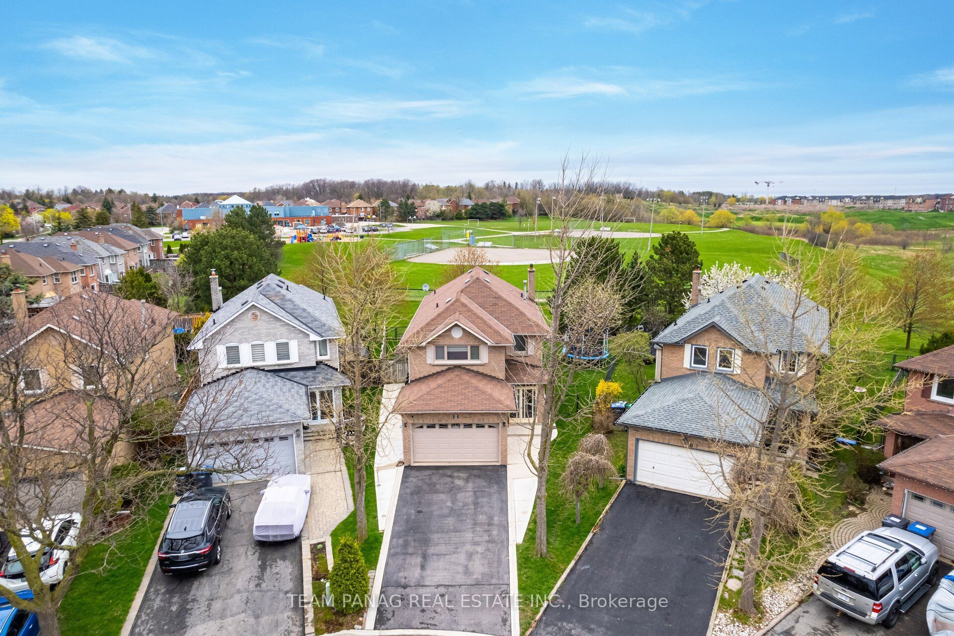 8 Drayglass Court