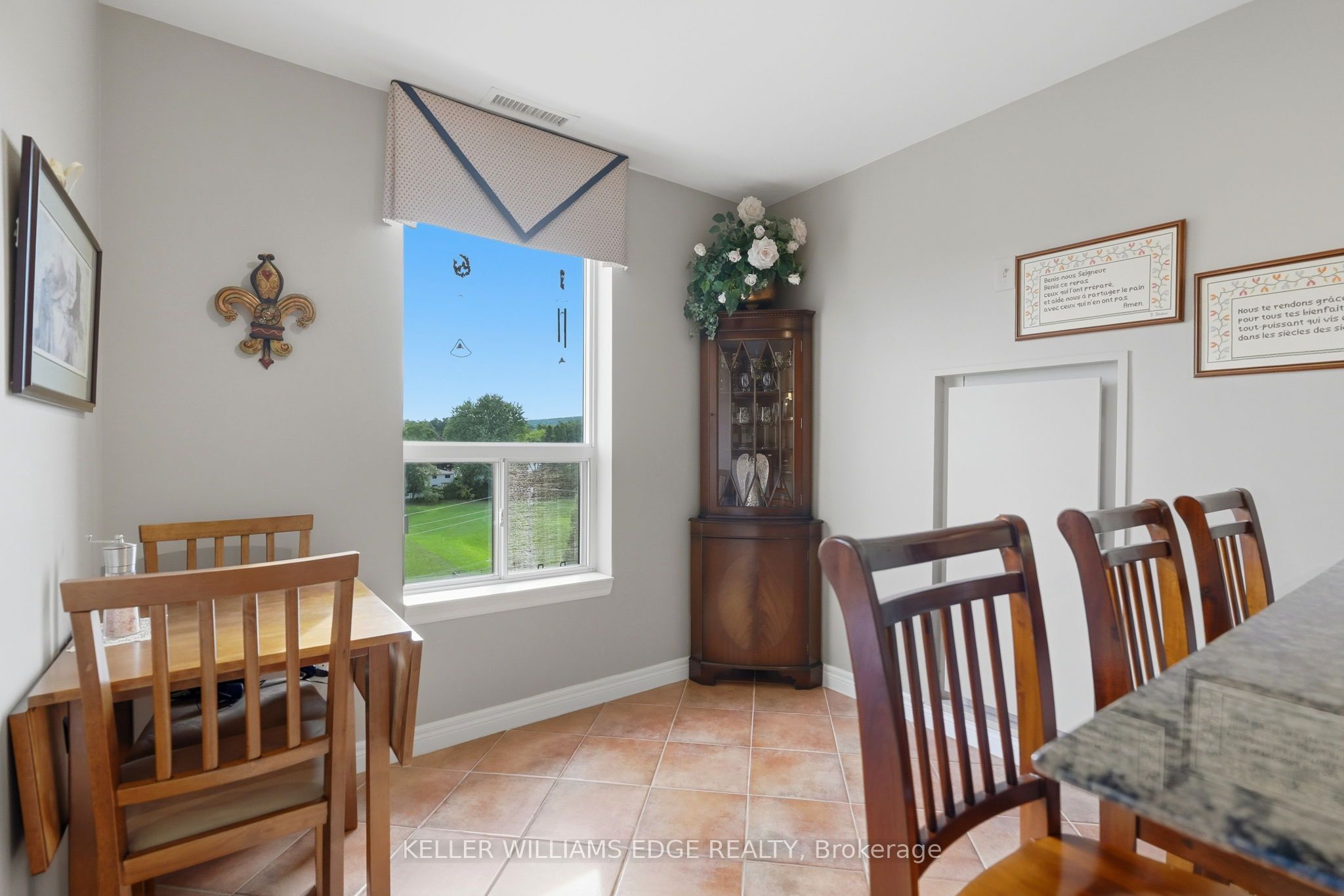 2085 Amherst Heights Drive 613 Property Photo 16