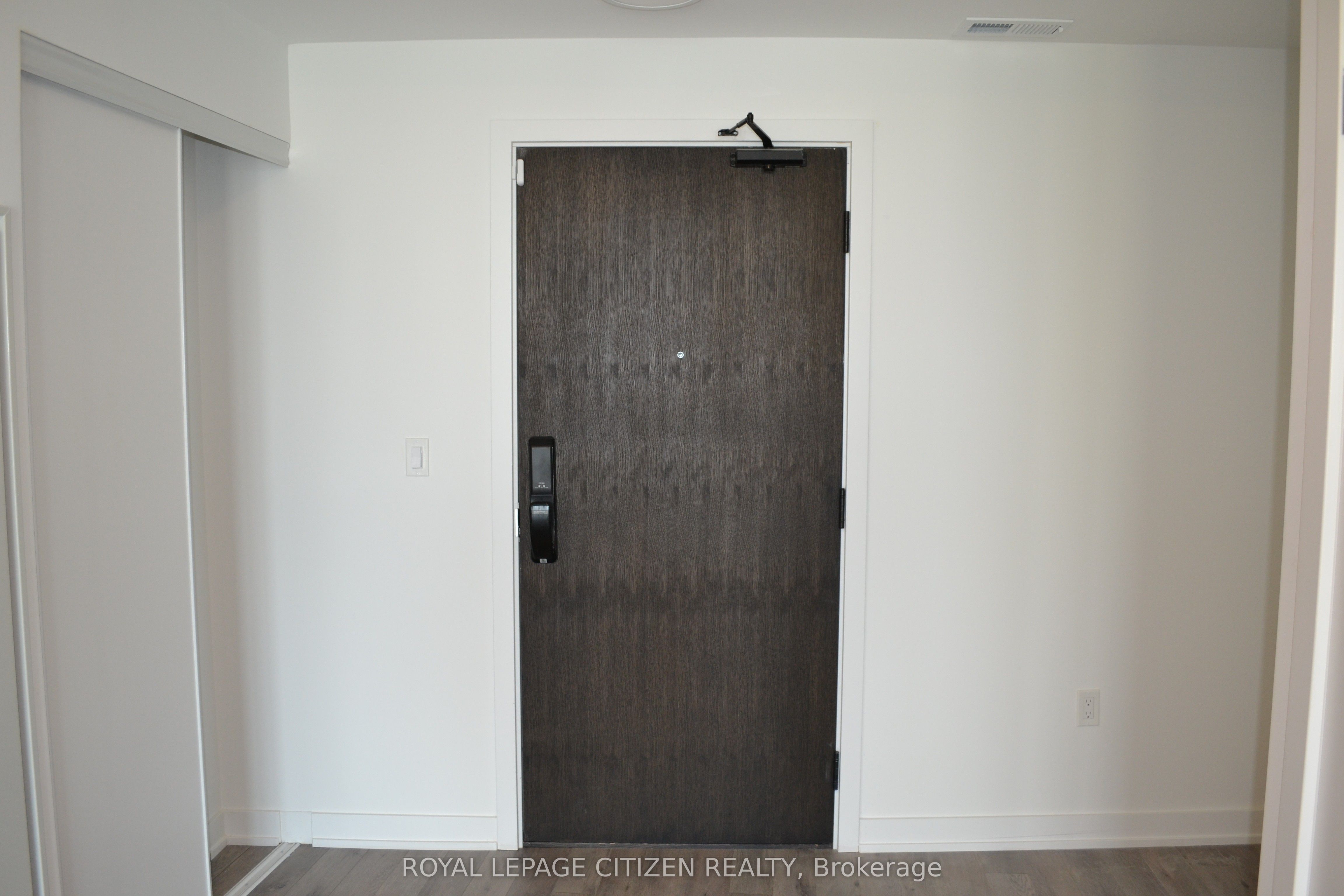 1005 Dundas Street E 347 Property Photo 13