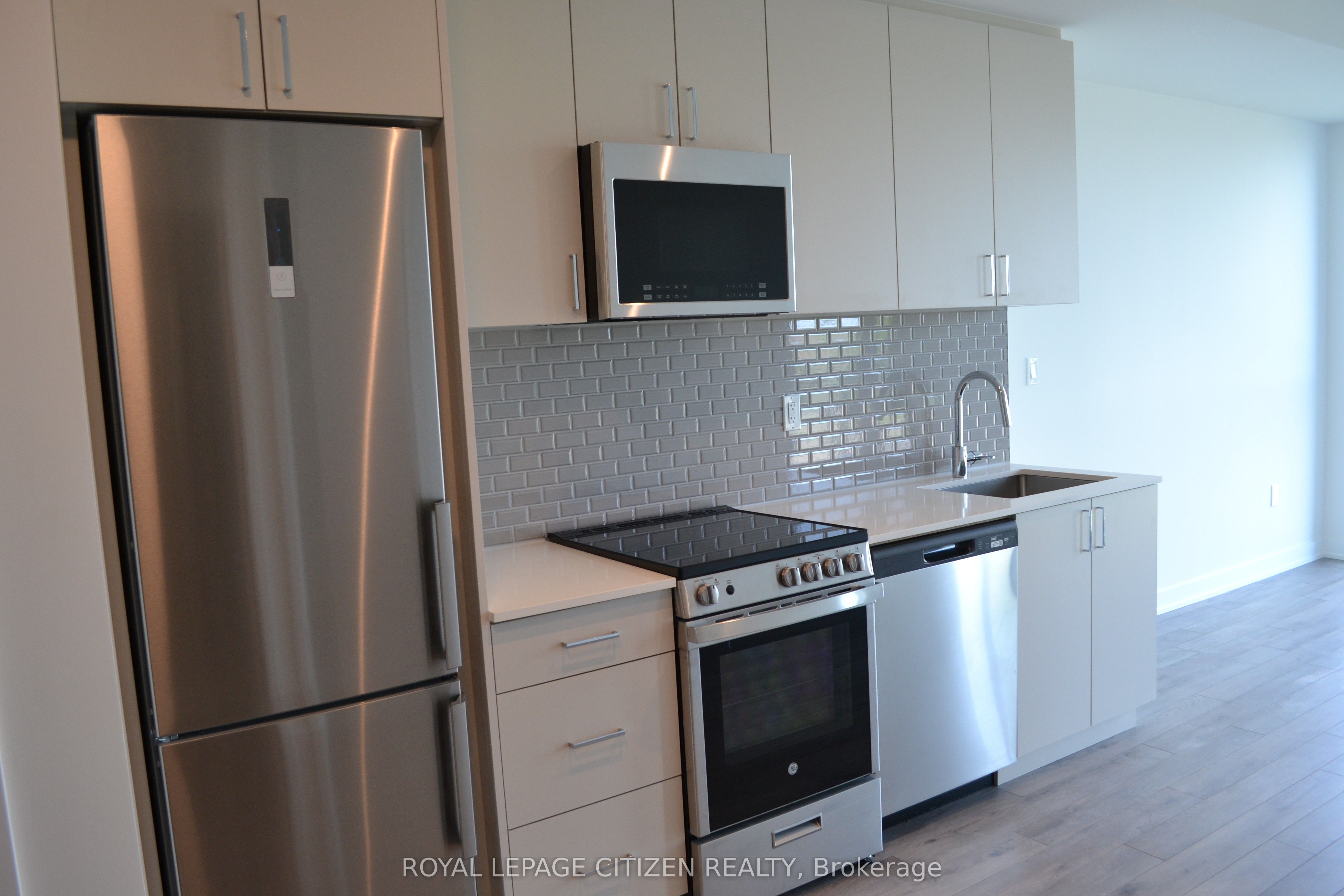1005 Dundas Street E 347 Property Photo 14