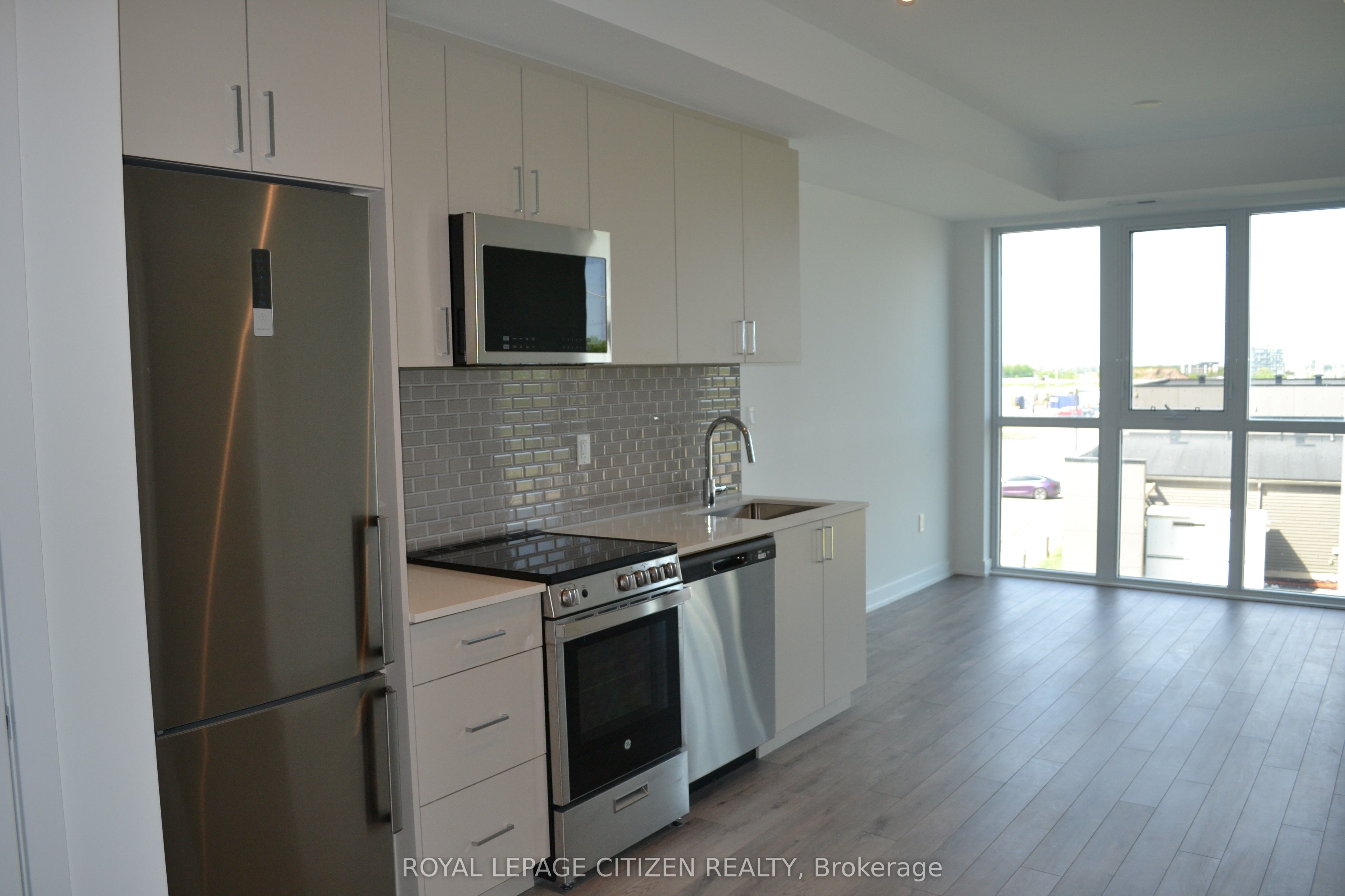 1005 Dundas Street E 347 Property Photo 19