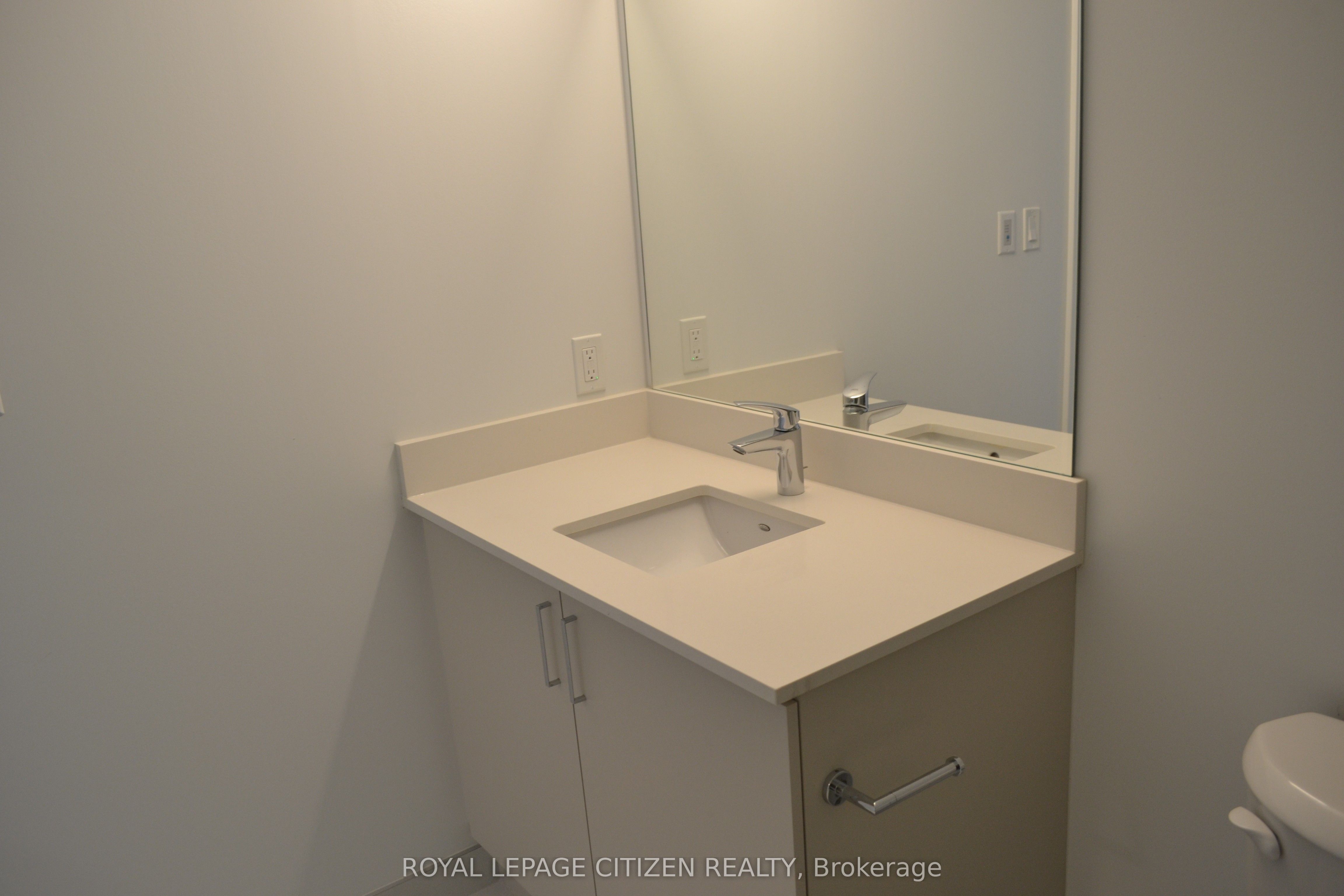 1005 Dundas Street E 347 Property Photo 24