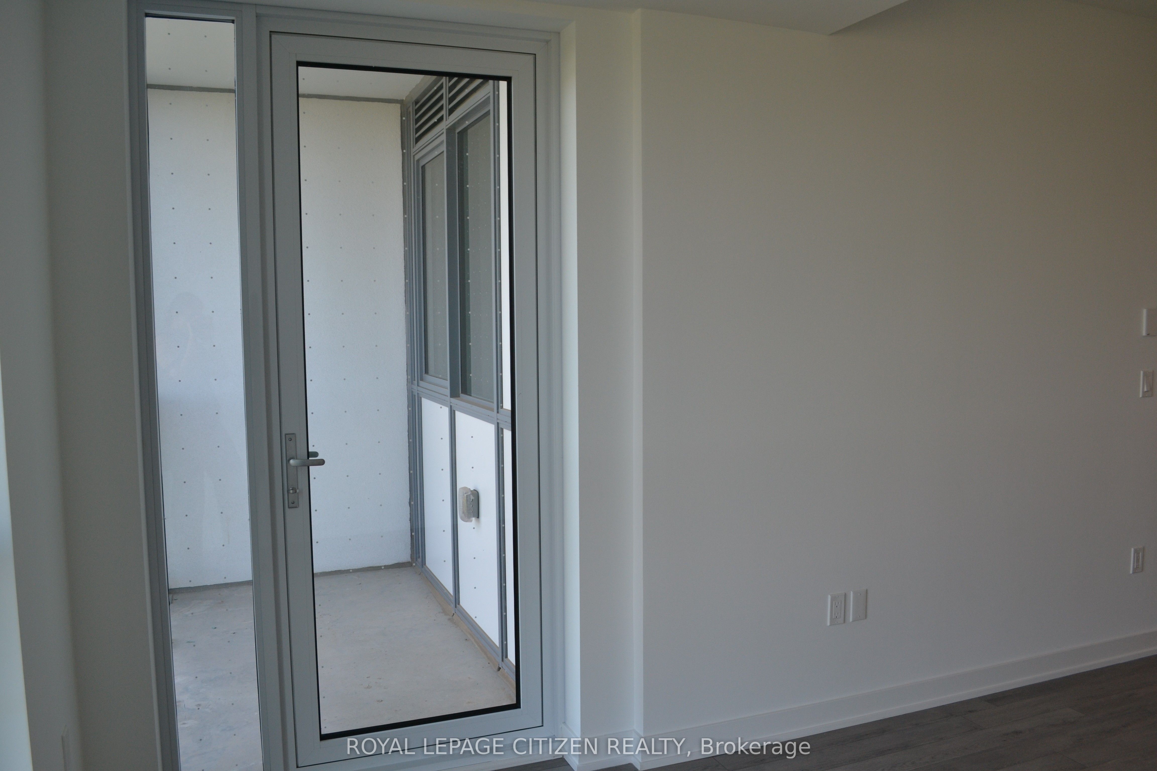 1005 Dundas Street E 347 Property Photo 25