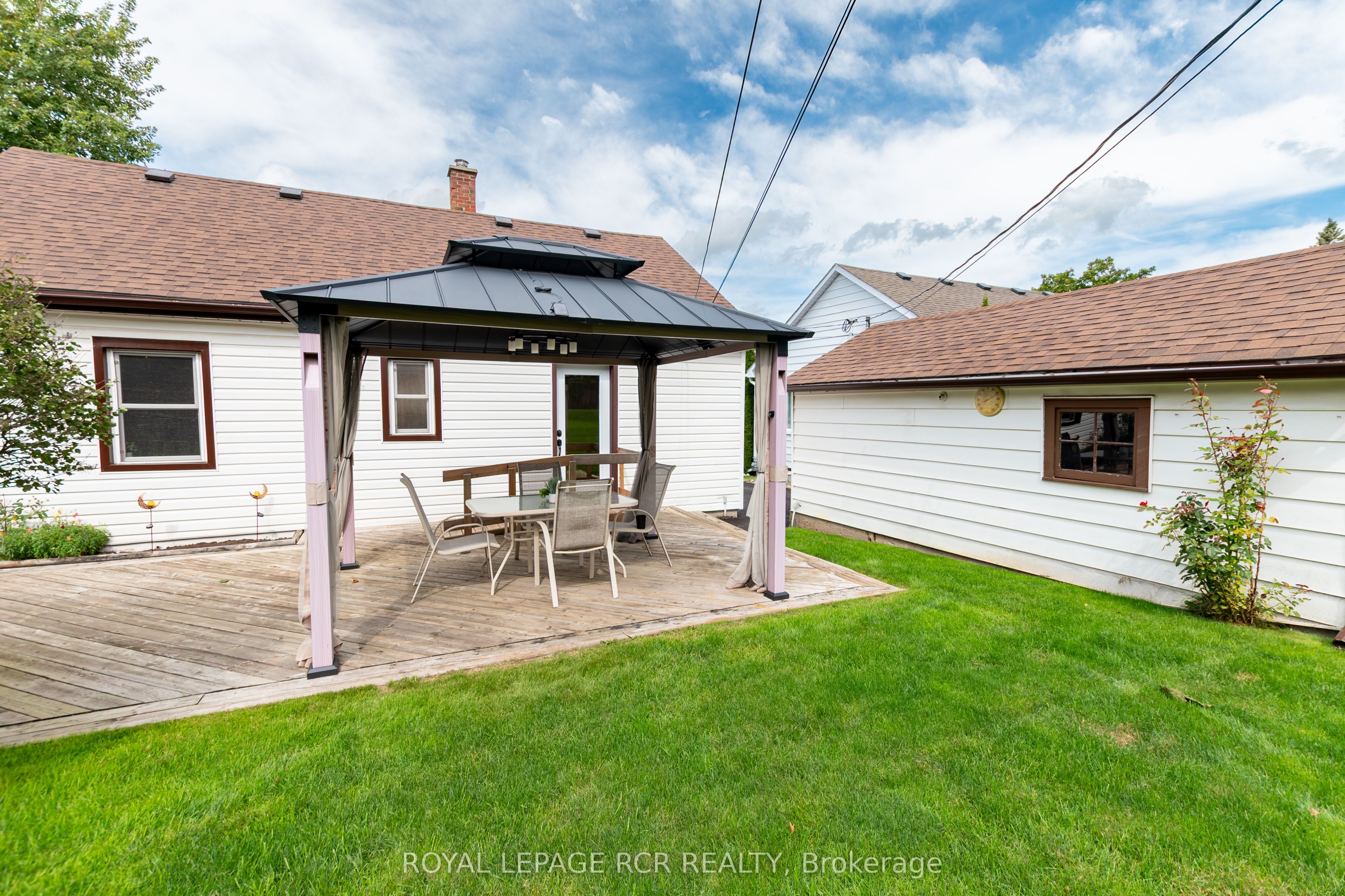 14 Elizabeth Street Property Photo 23
