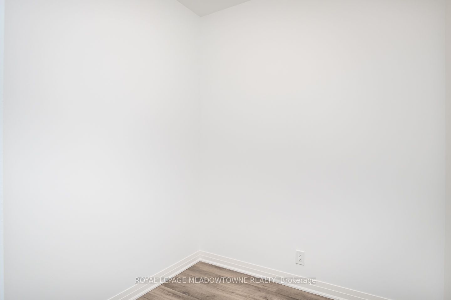 102 Grovewood Common 205 Property Photo 25