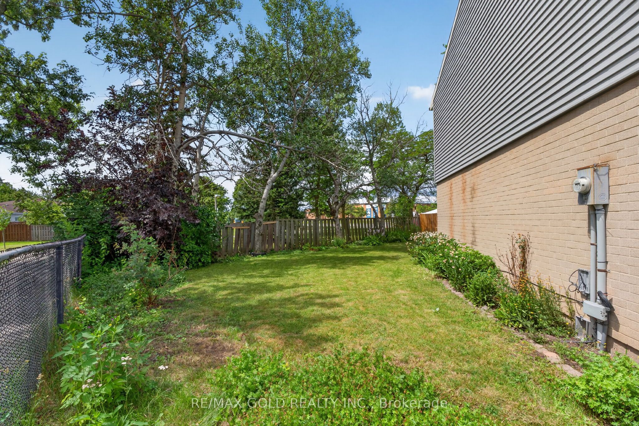 13 Gold Pine Court Property Photo 40