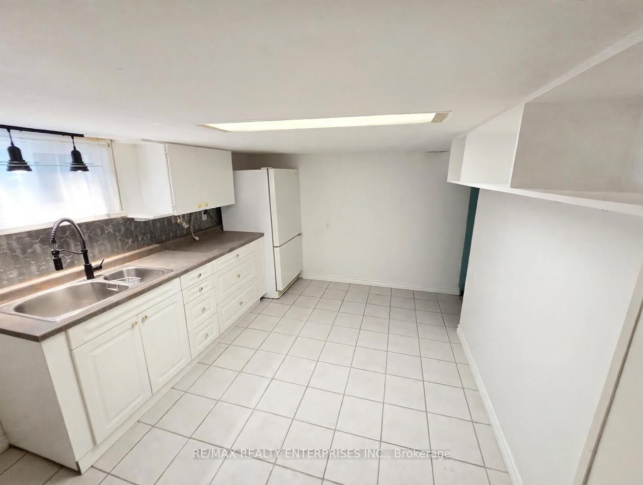 1228 Haig Boulevard Property Photo 18
